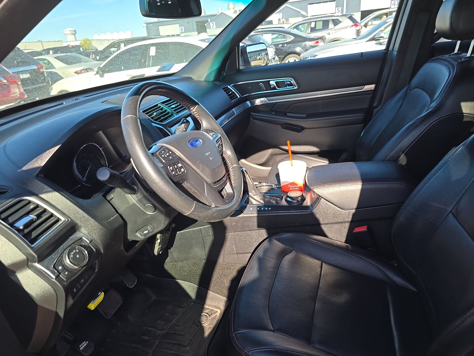 FORD EXPLORER - 8