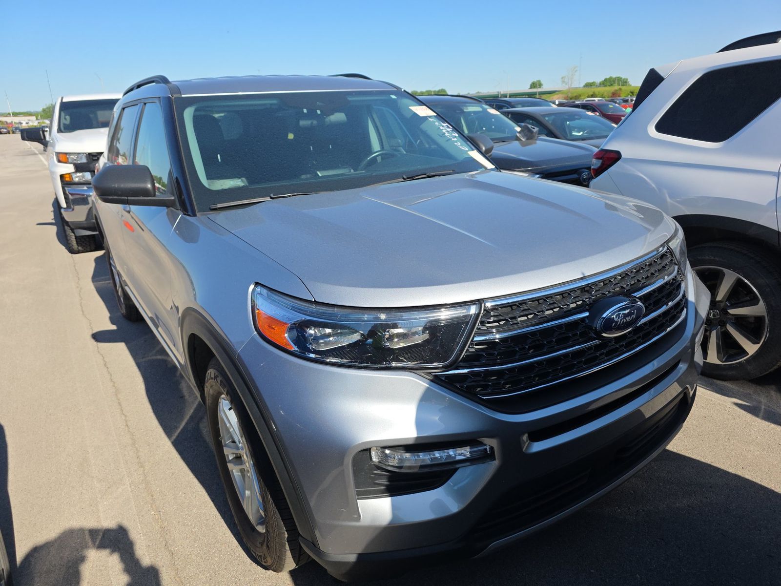 FORD EXPLORER - 4