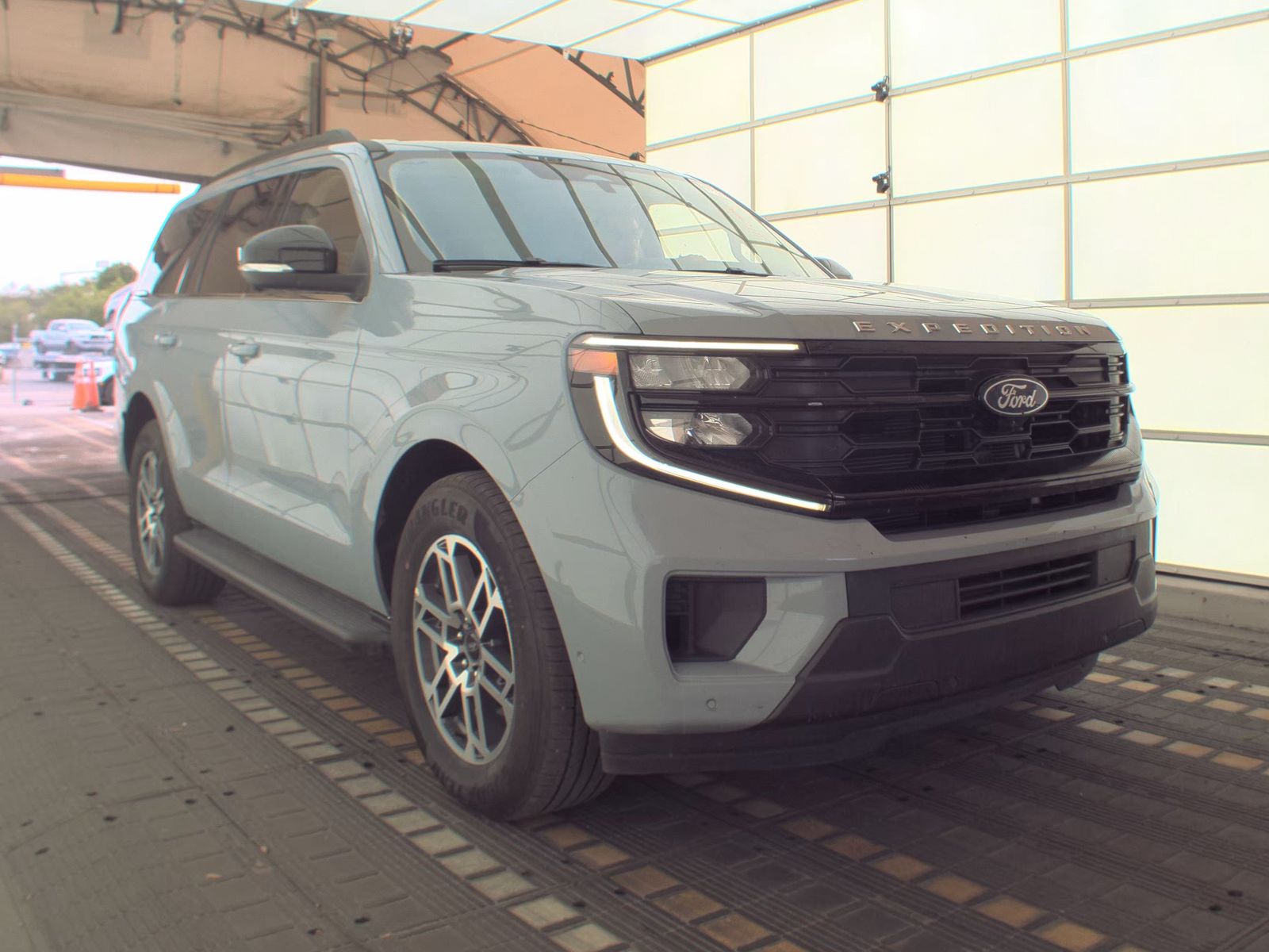 FORD EXPEDITION - 5