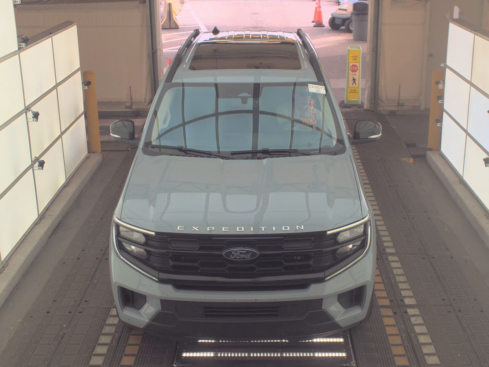 FORD EXPEDITION - 3
