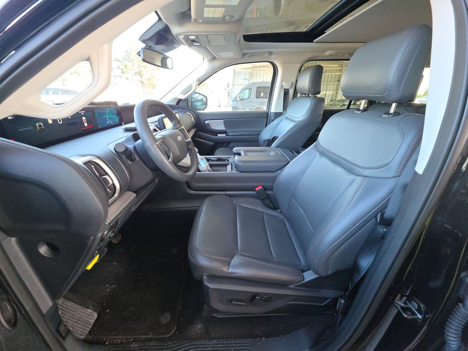 FORD EXPEDITION - 8