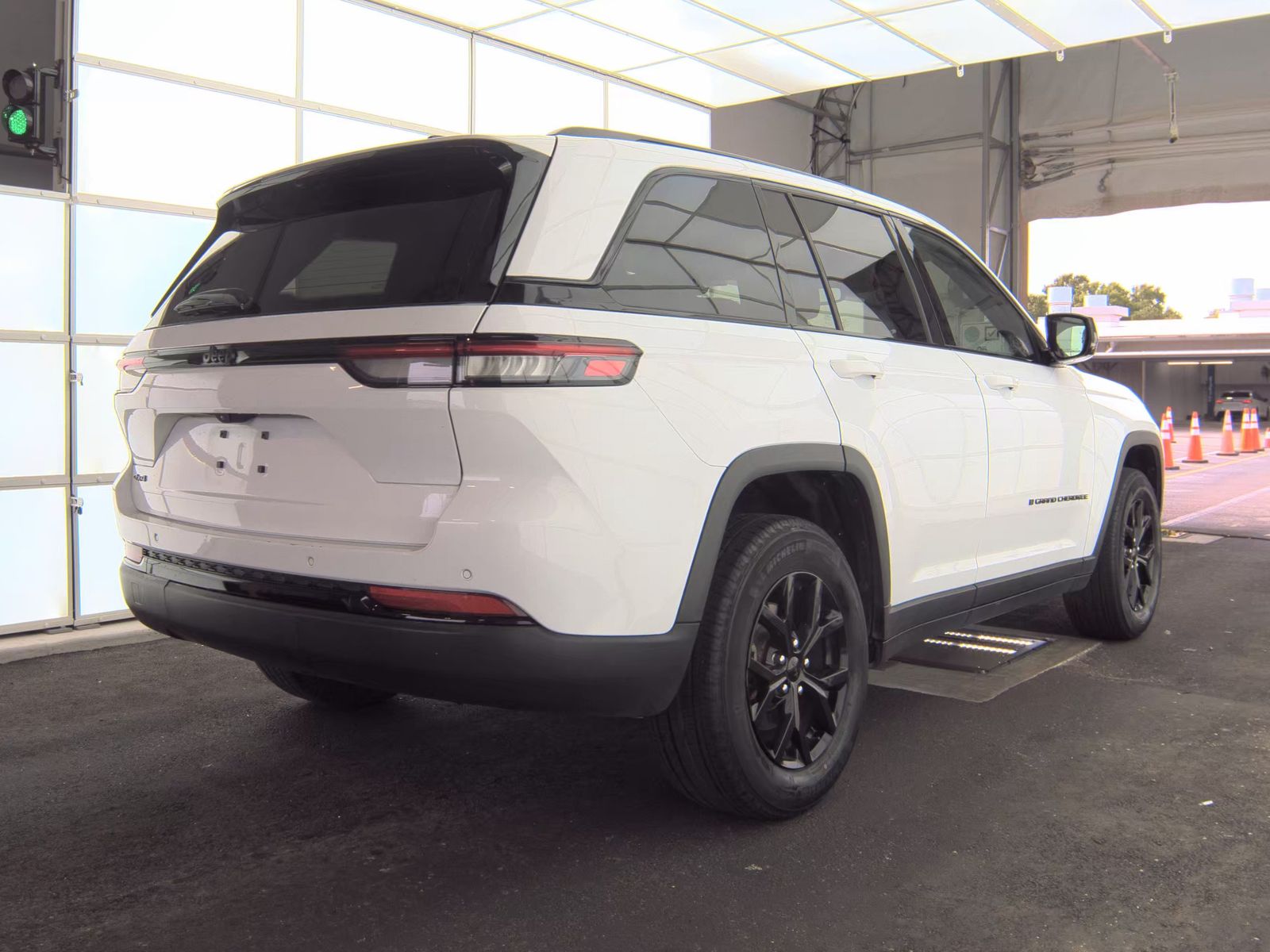 2024 Jeep Grand Cherokee Altitude AWD