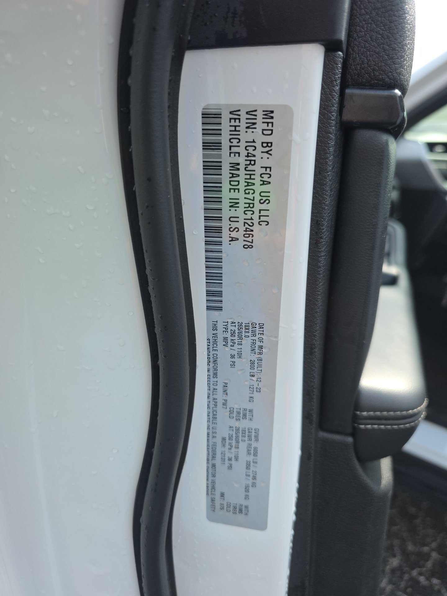 2024 Jeep Grand Cherokee Altitude AWD