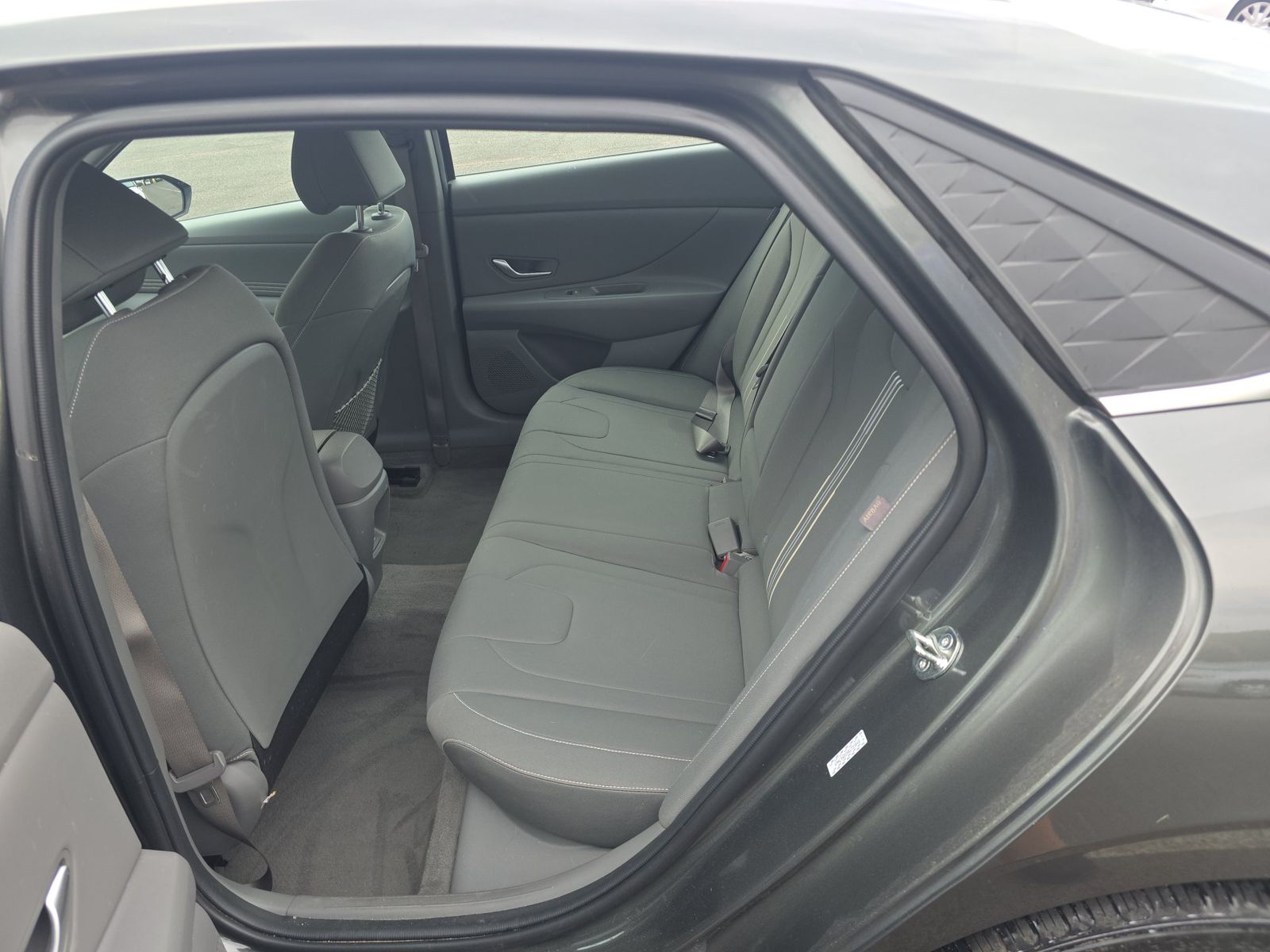 2024 Hyundai Elantra SEL FWD