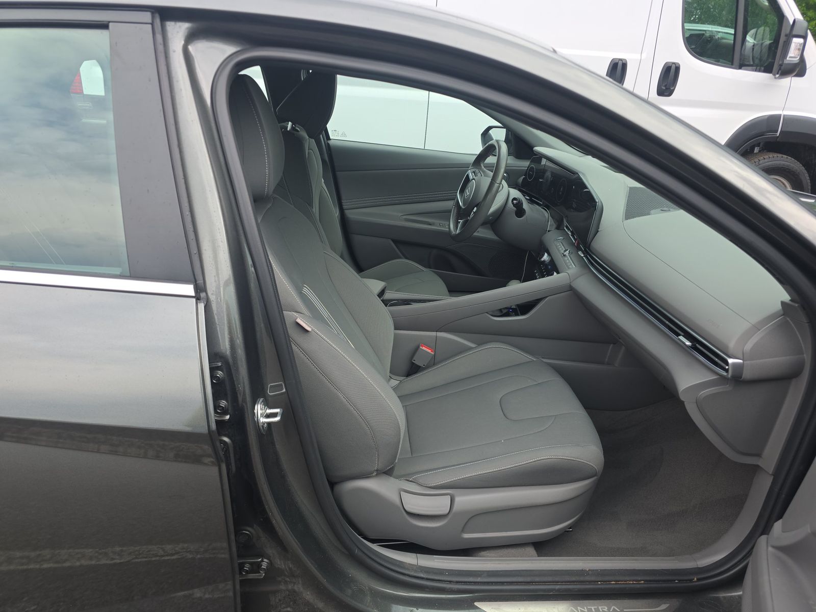 2024 Hyundai Elantra SEL FWD