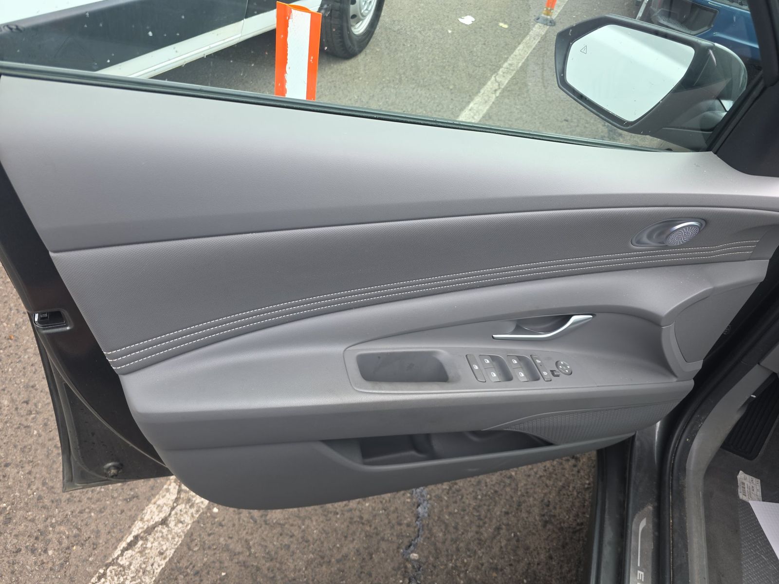 2024 Hyundai Elantra SEL FWD