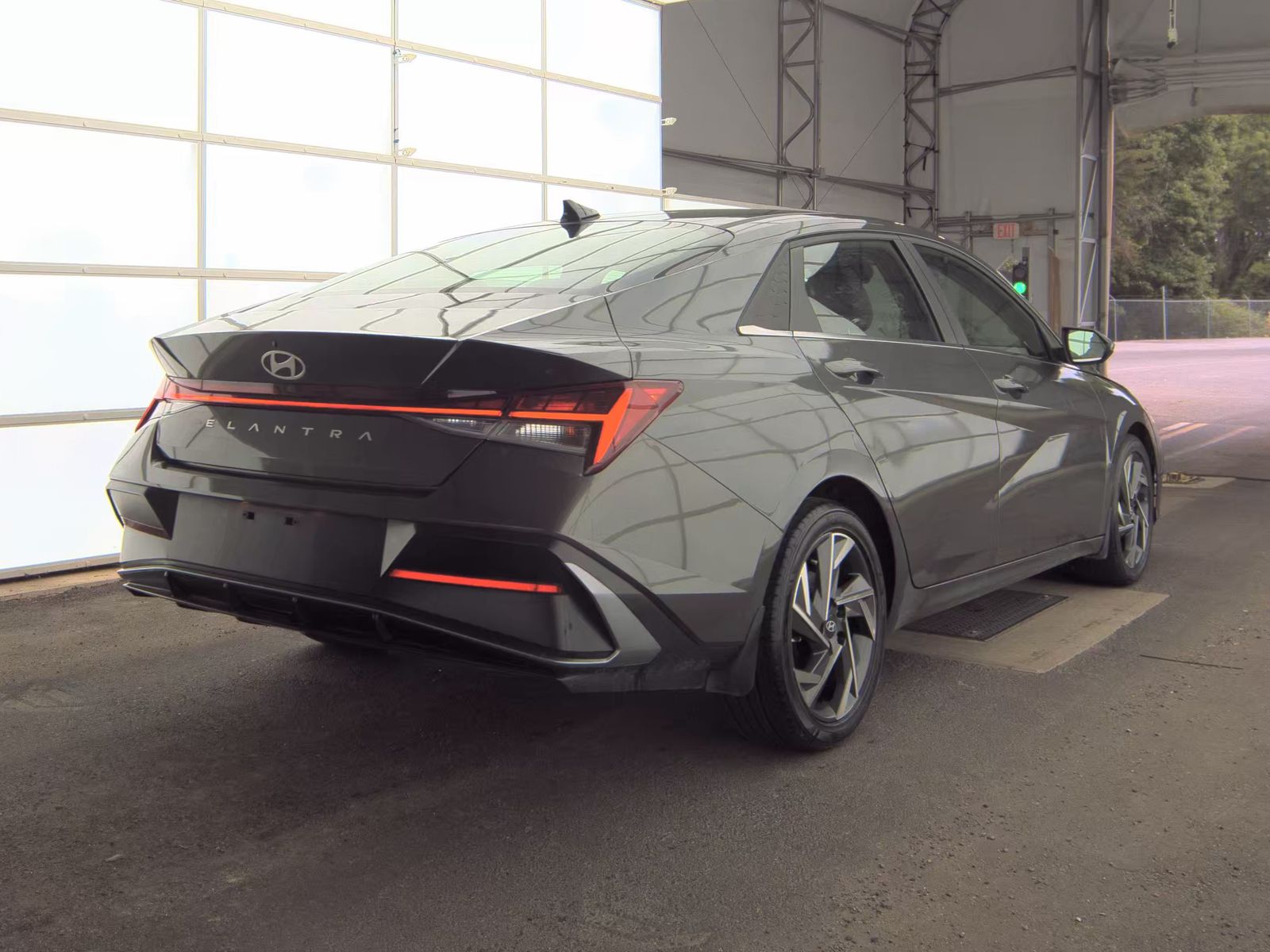 2024 Hyundai Elantra SEL FWD
