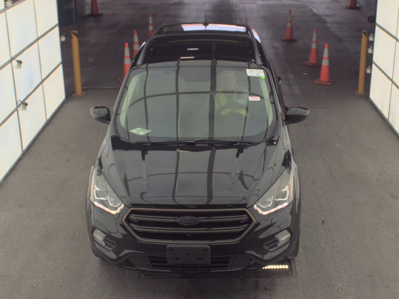 FORD ESCAPE - 3