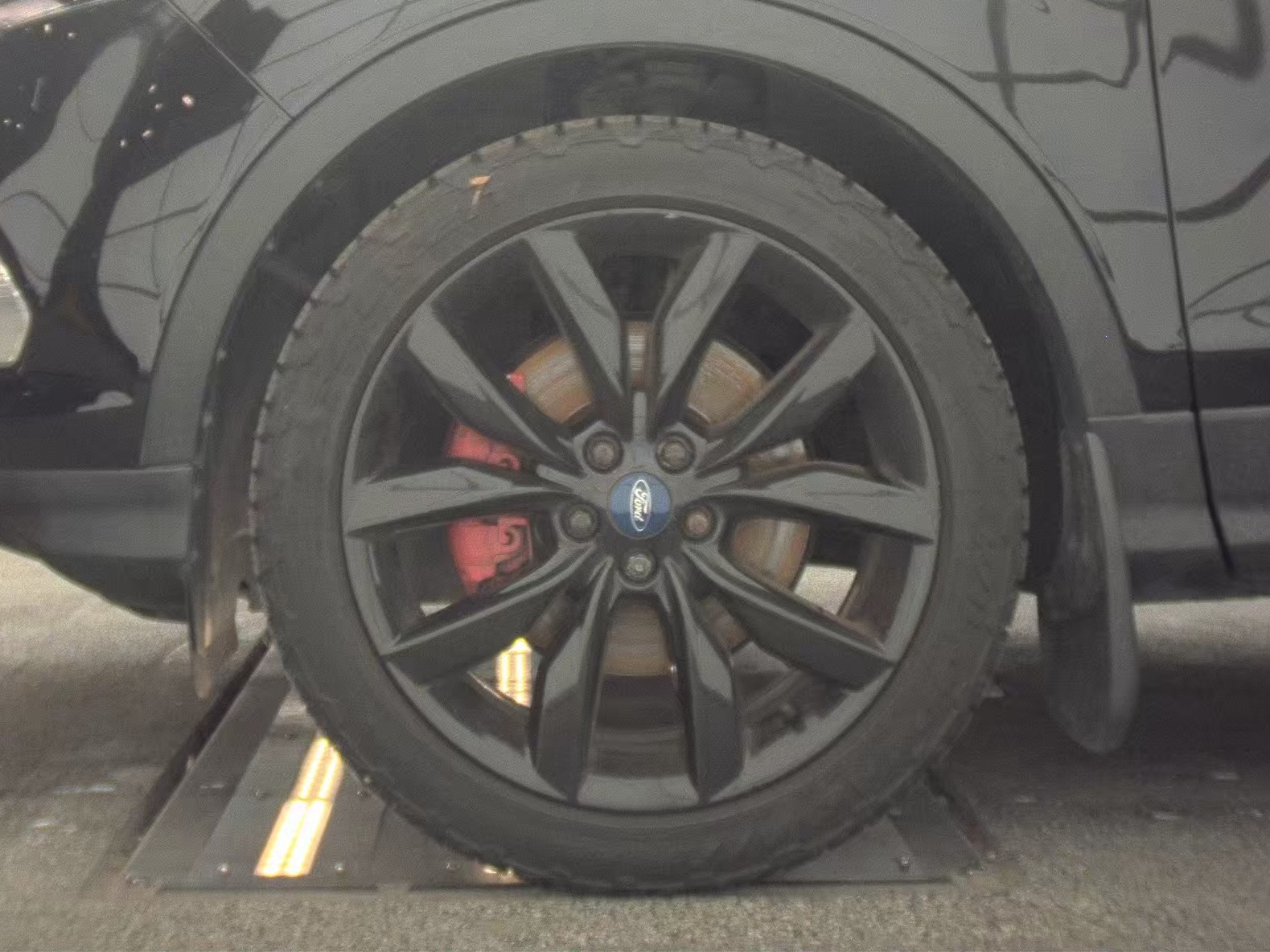 FORD ESCAPE - 10