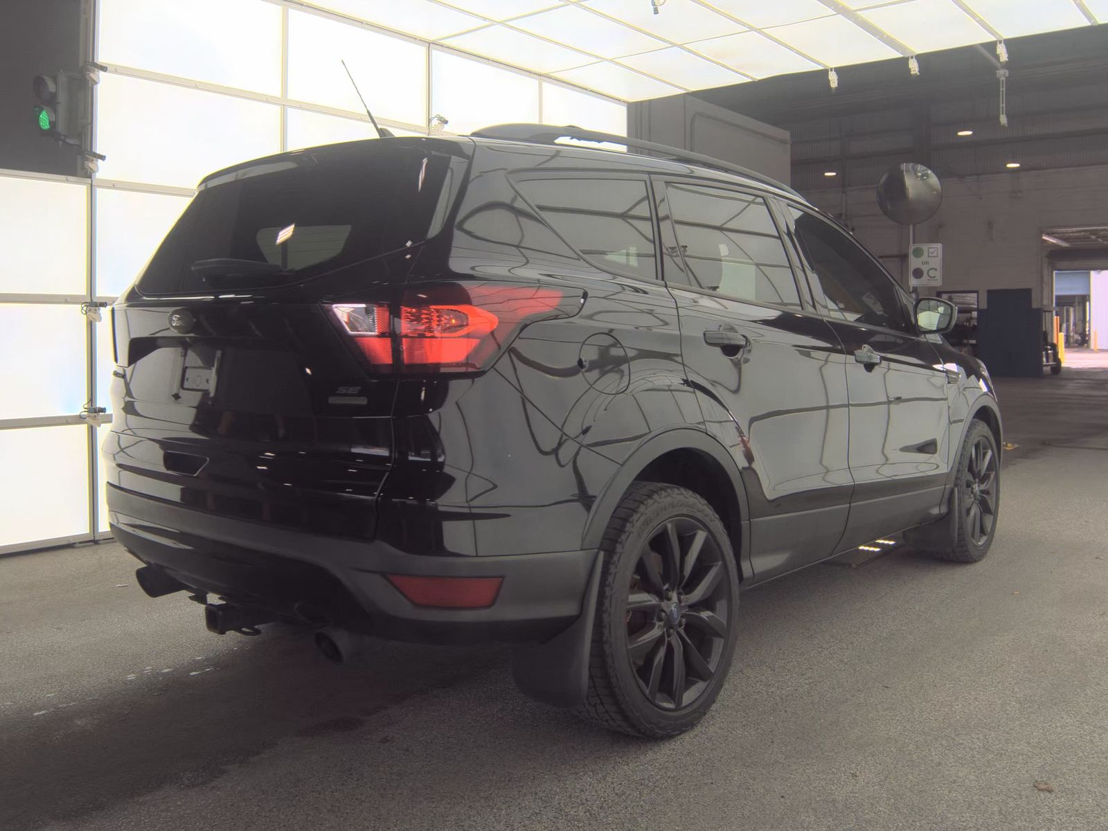 FORD ESCAPE - 6