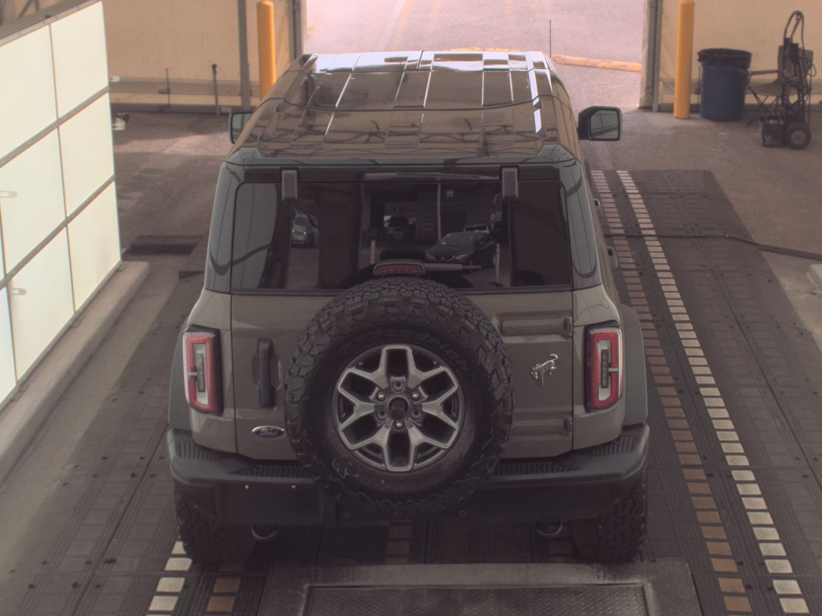 FORD BRONCO - 7
