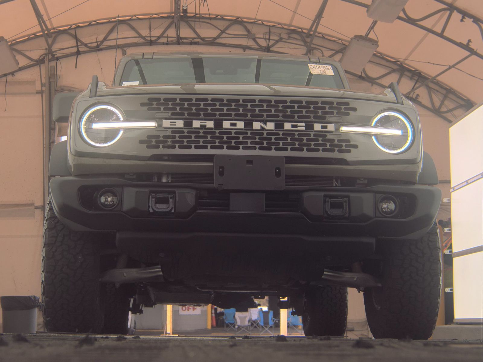 FORD BRONCO - 4