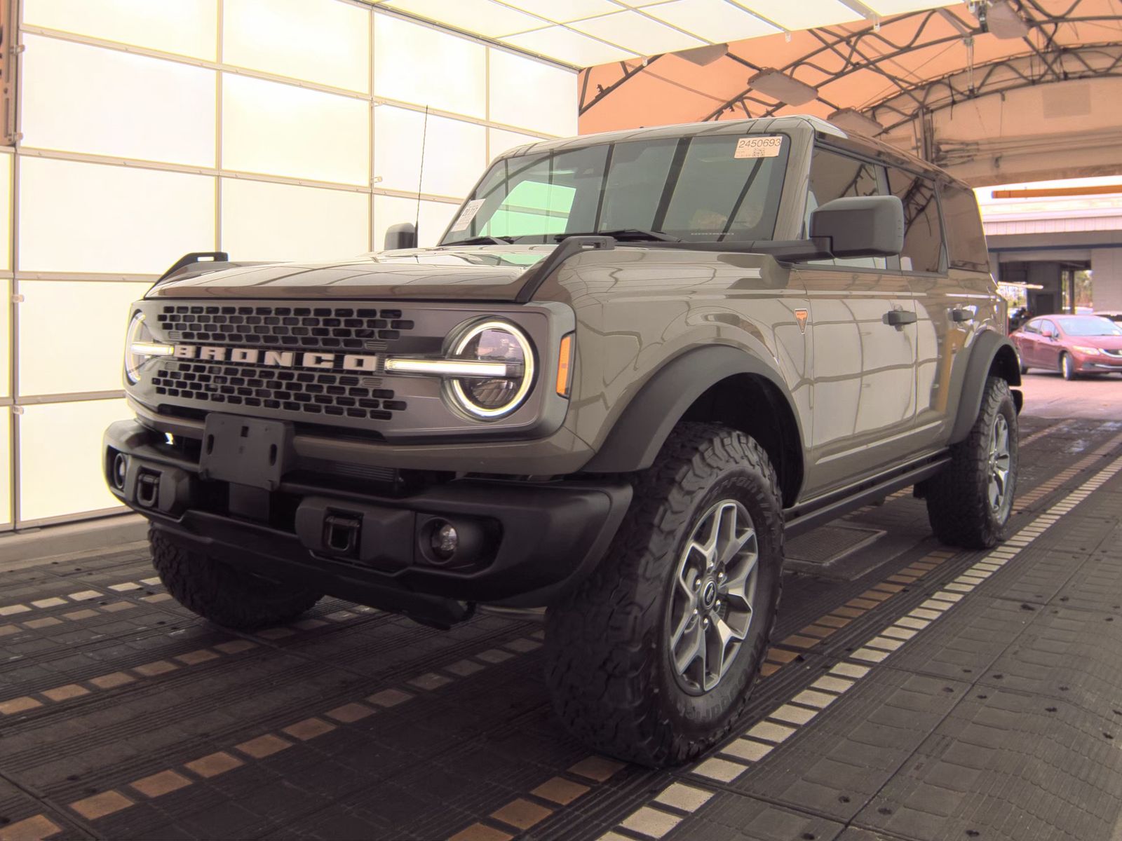 FORD BRONCO - 1