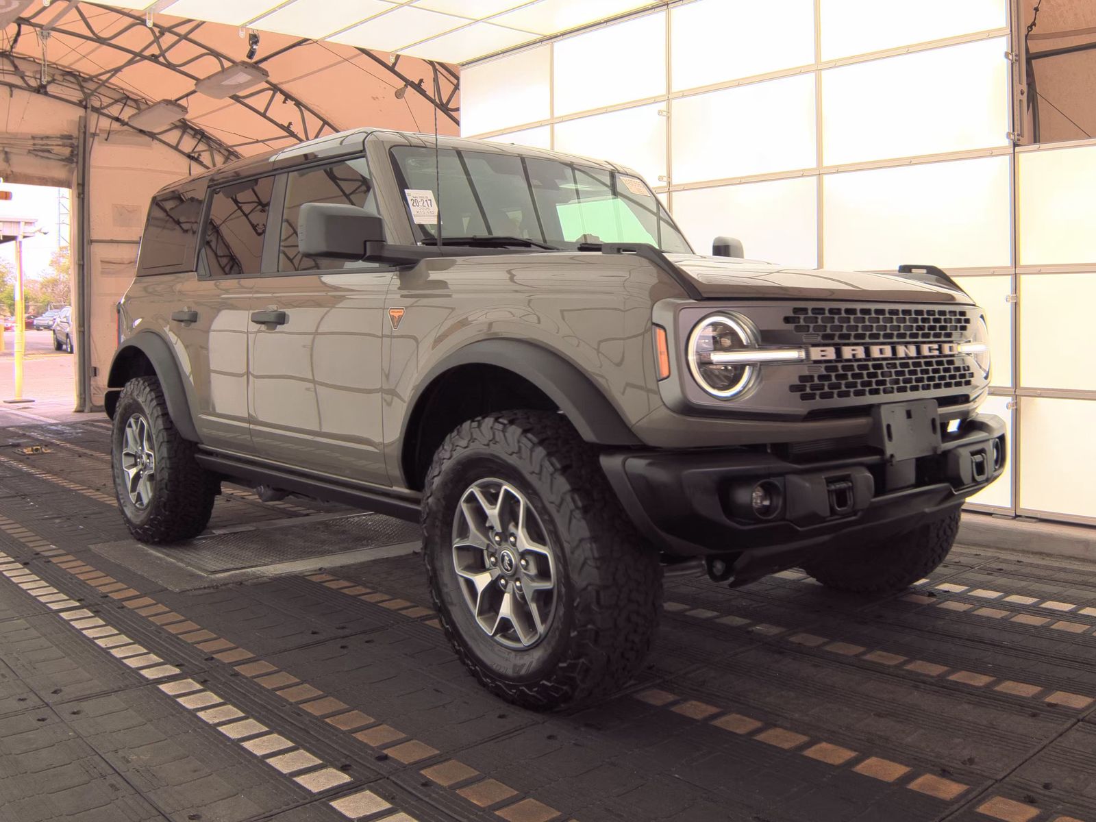 FORD BRONCO - 5