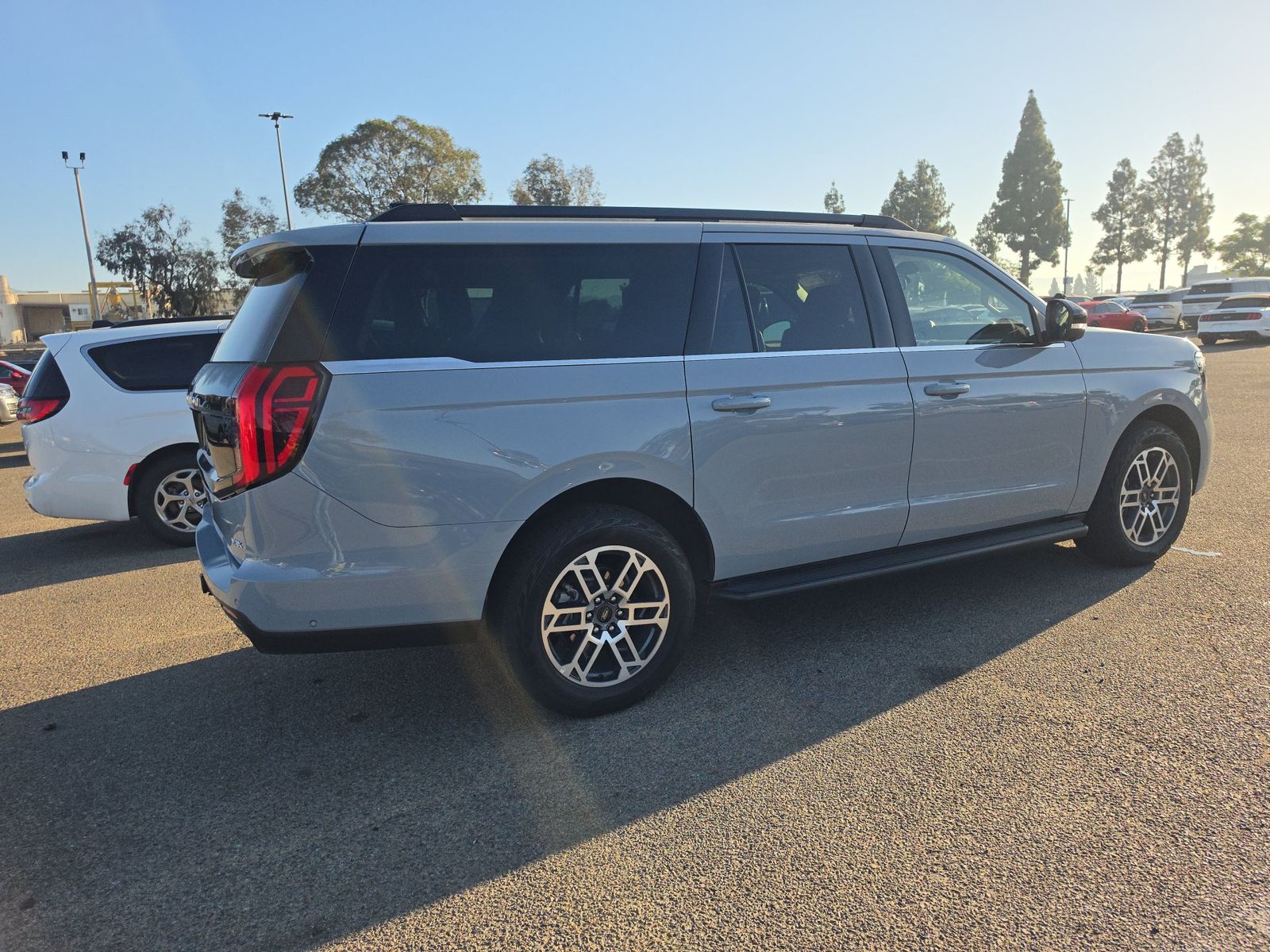 FORD EXPEDITION MAX - 5