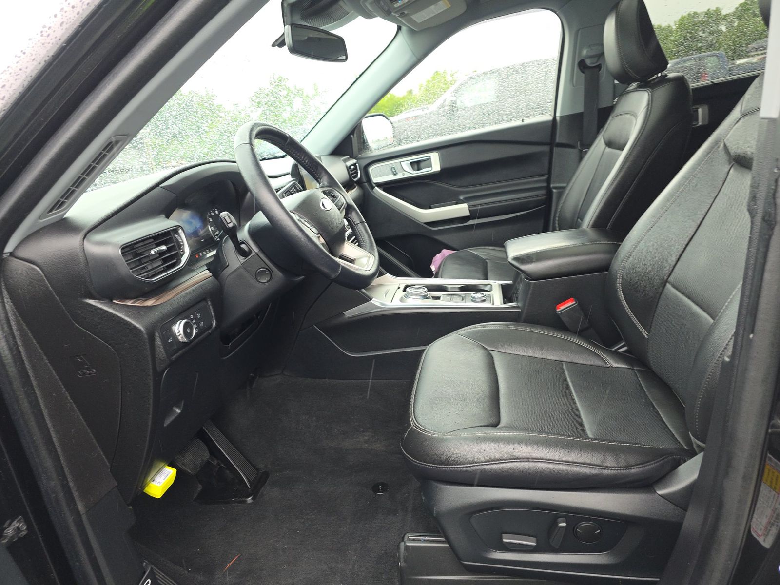FORD EXPLORER - 8