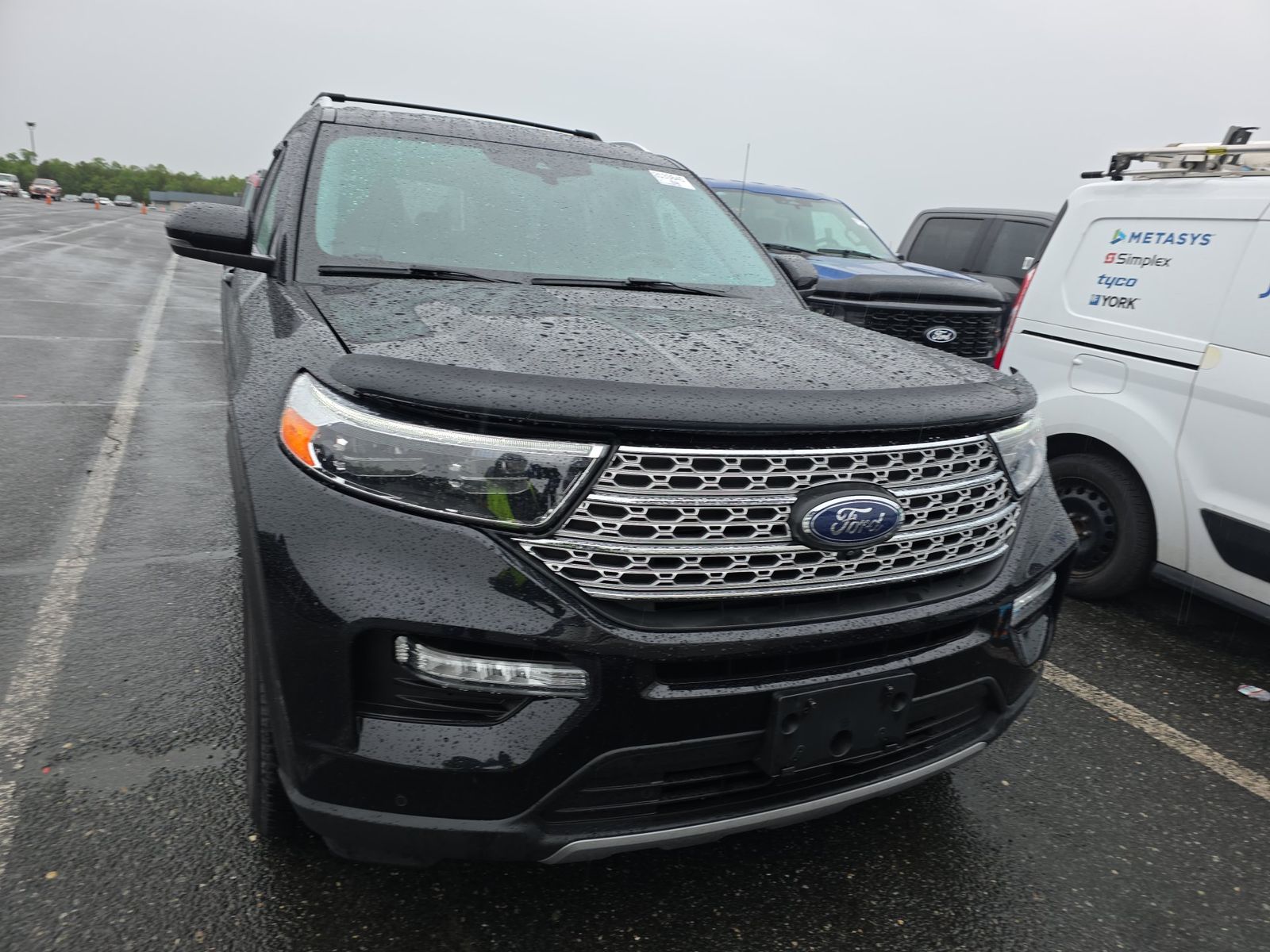 FORD EXPLORER - 3