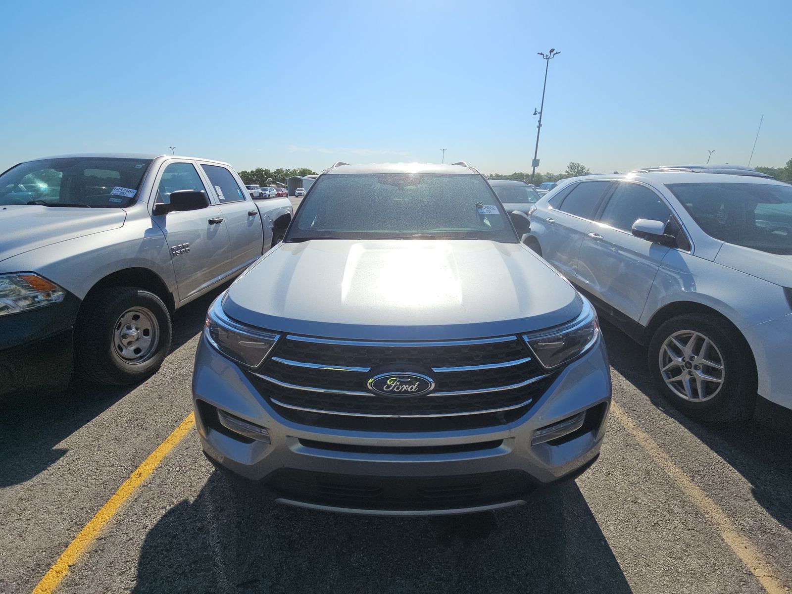 FORD EXPLORER - 3