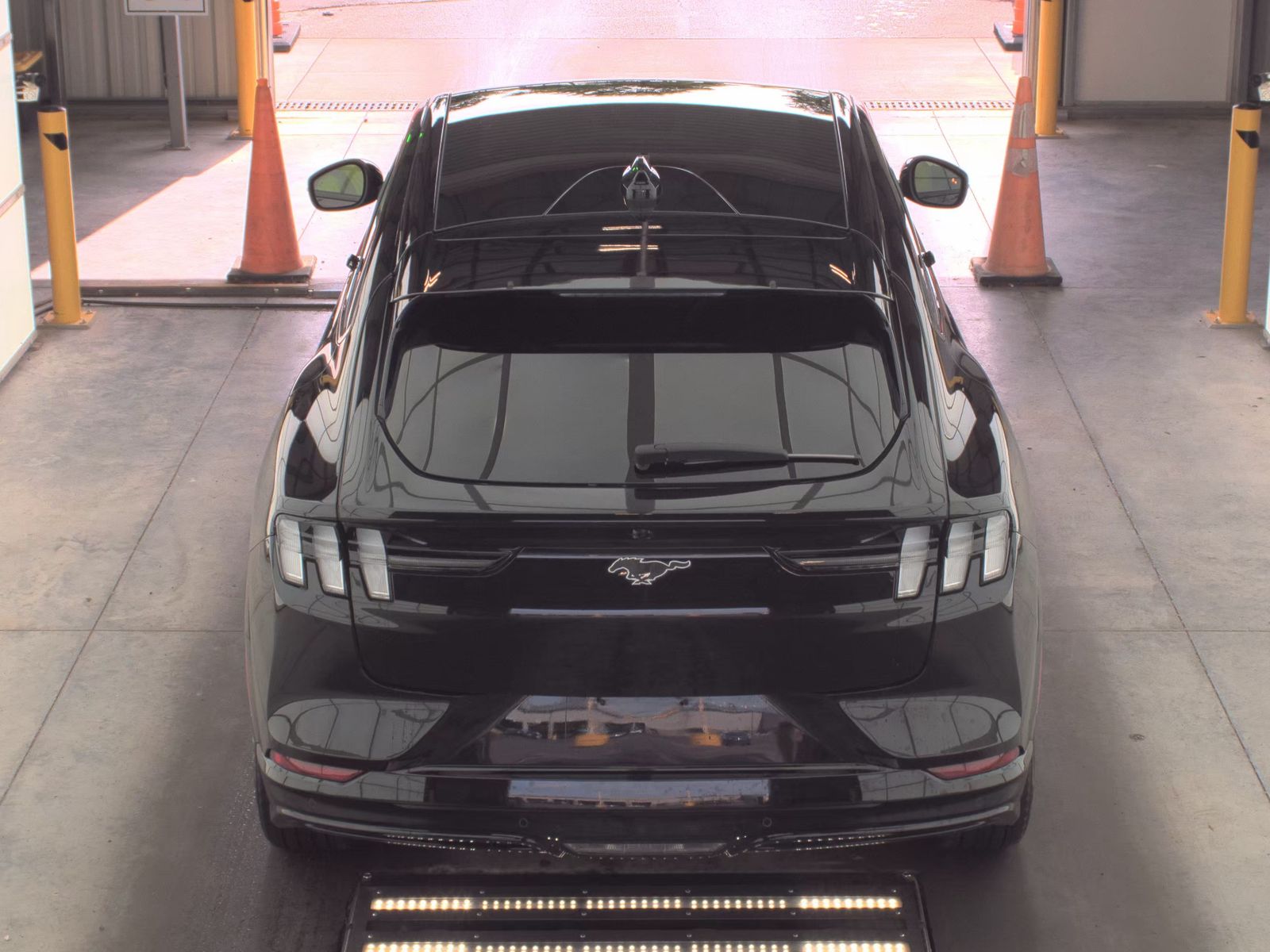 FORD MUSTANG MACH-E - 7