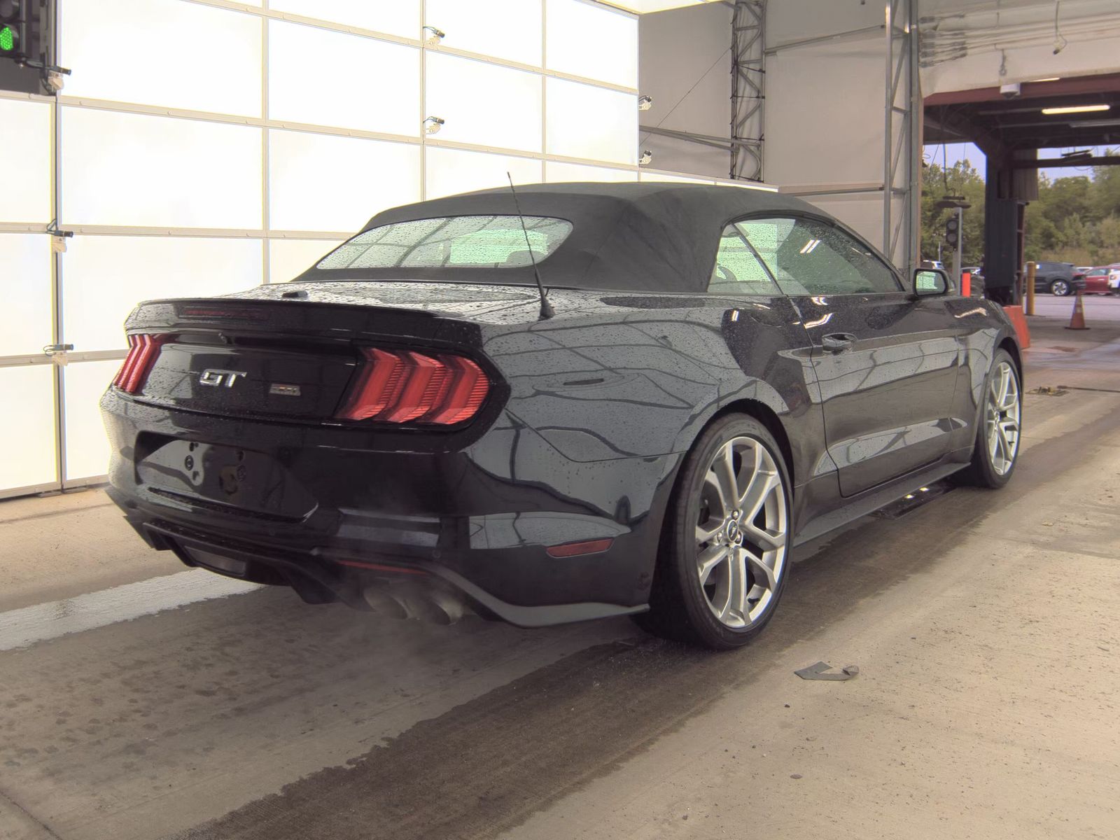 FORD MUSTANG - 6