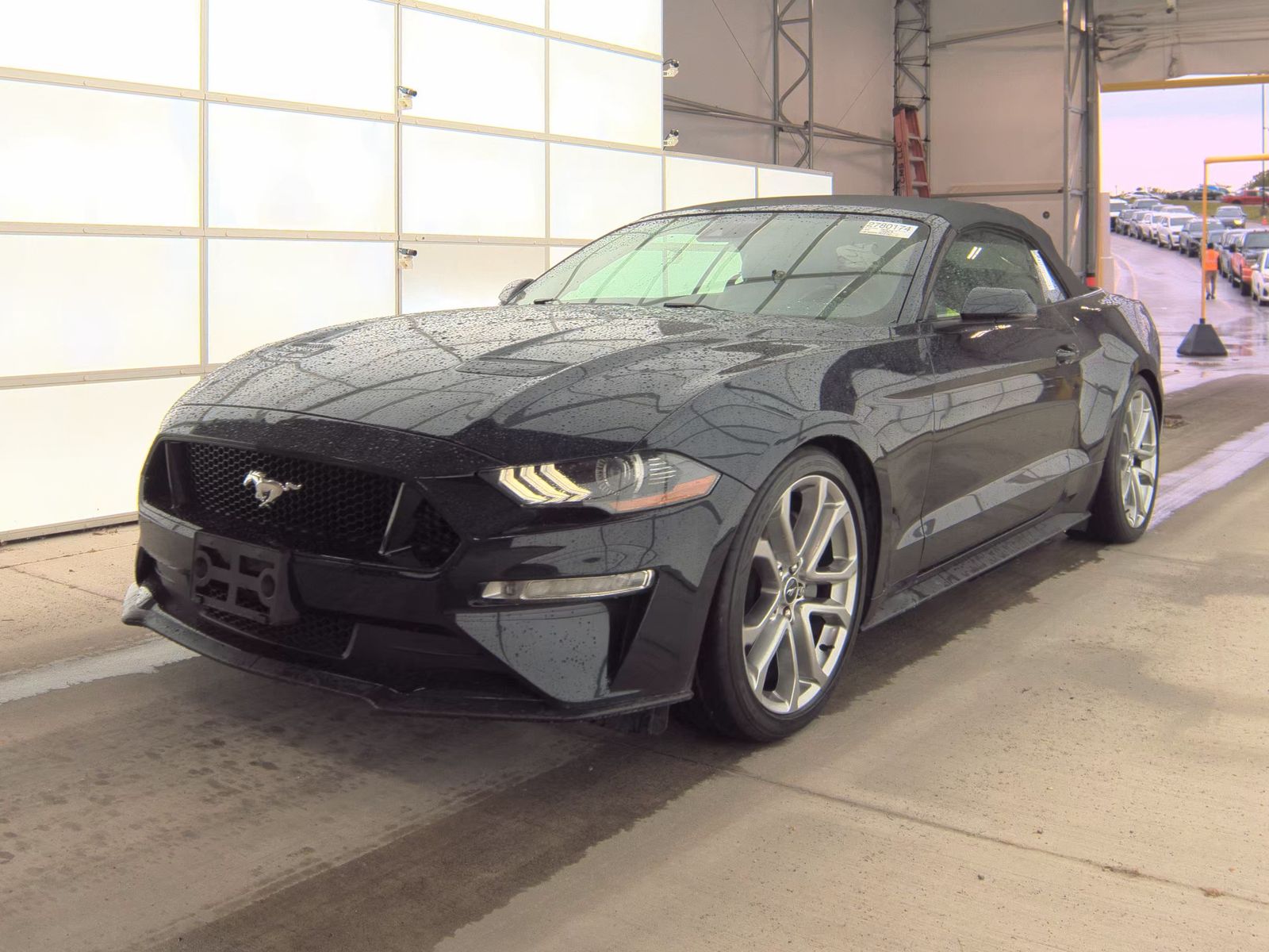FORD MUSTANG - 1