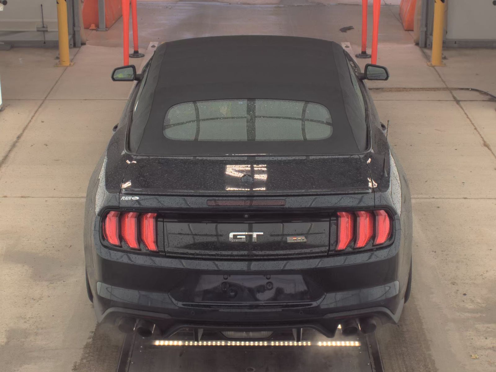 FORD MUSTANG - 7