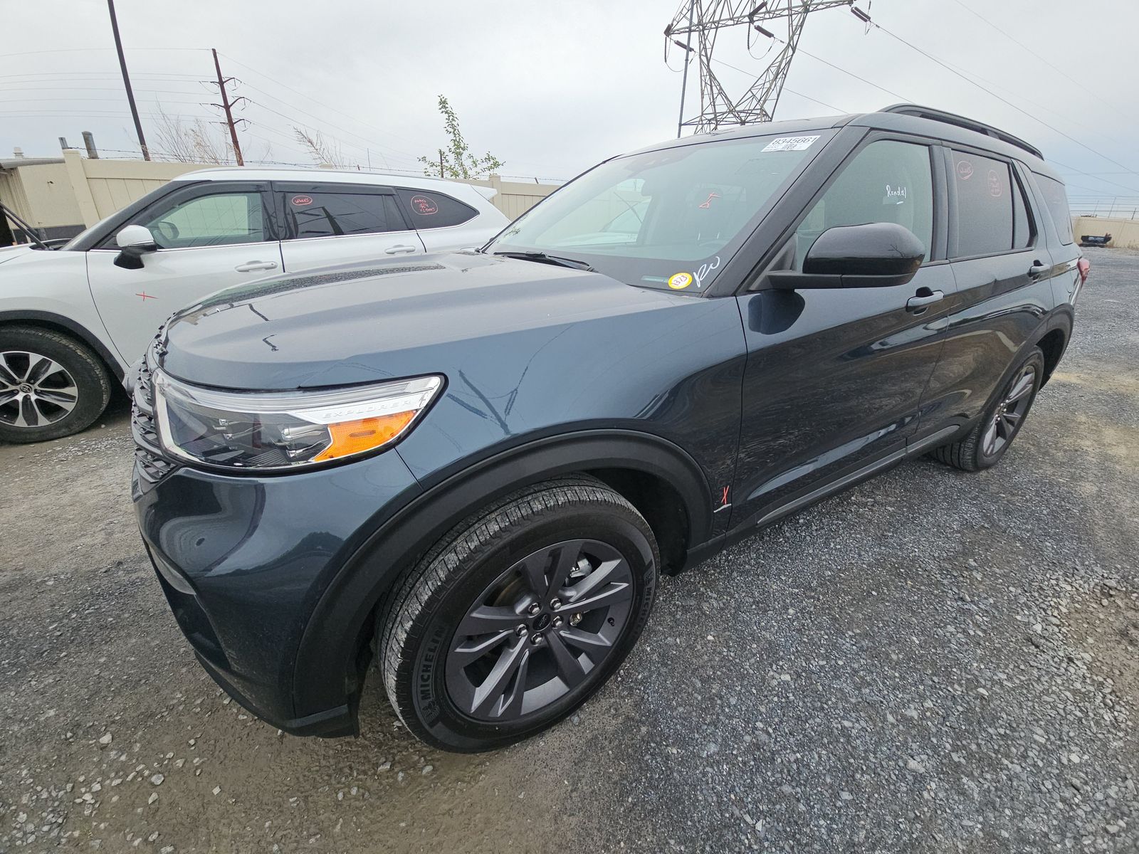2022 Ford Explorer XLT 4WD's photo