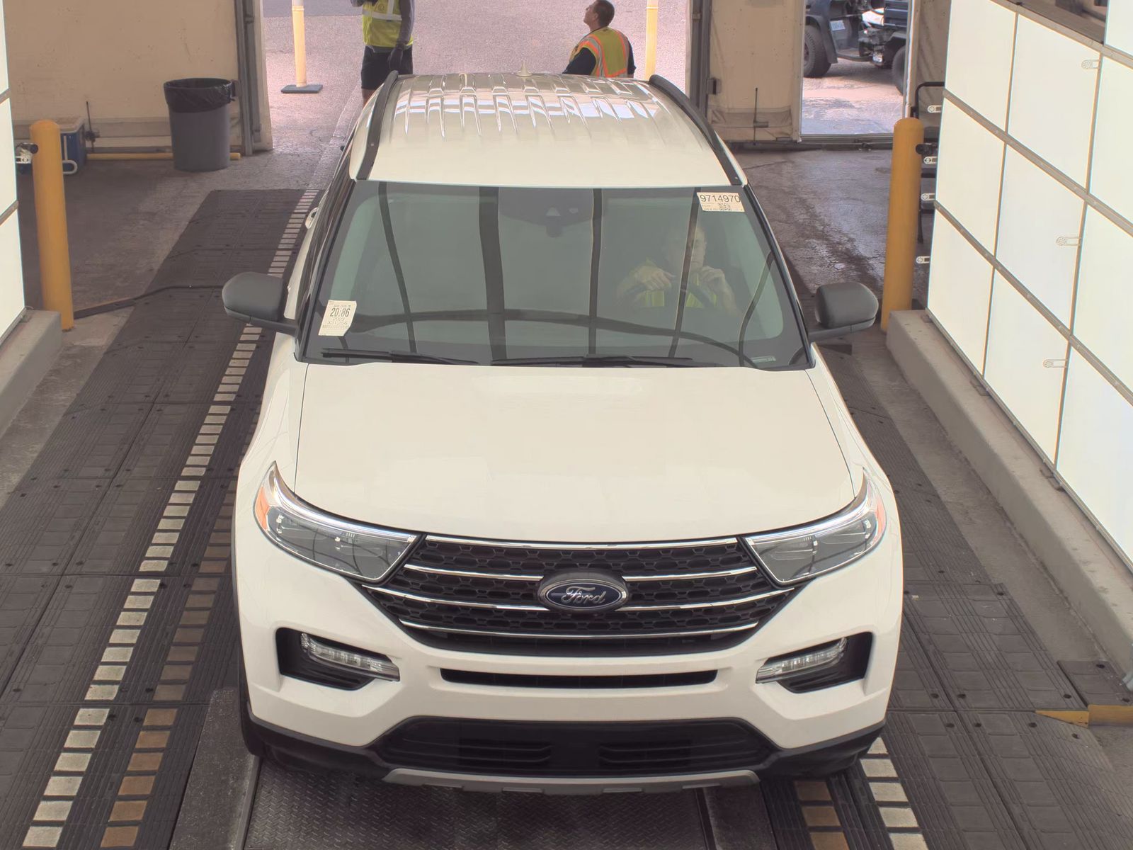 FORD EXPLORER - 3