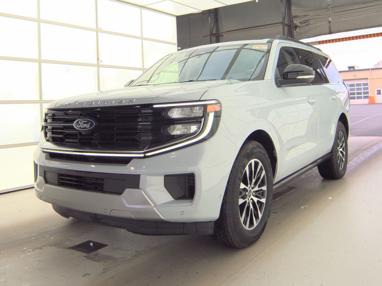 FORD EXPEDITION - 1