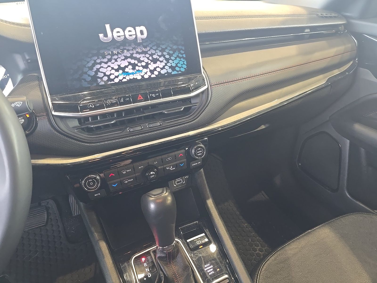 2024 Jeep Compass Trailhawk AWD