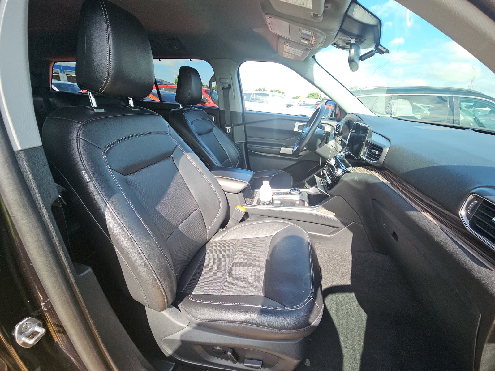 FORD EXPLORER - 9