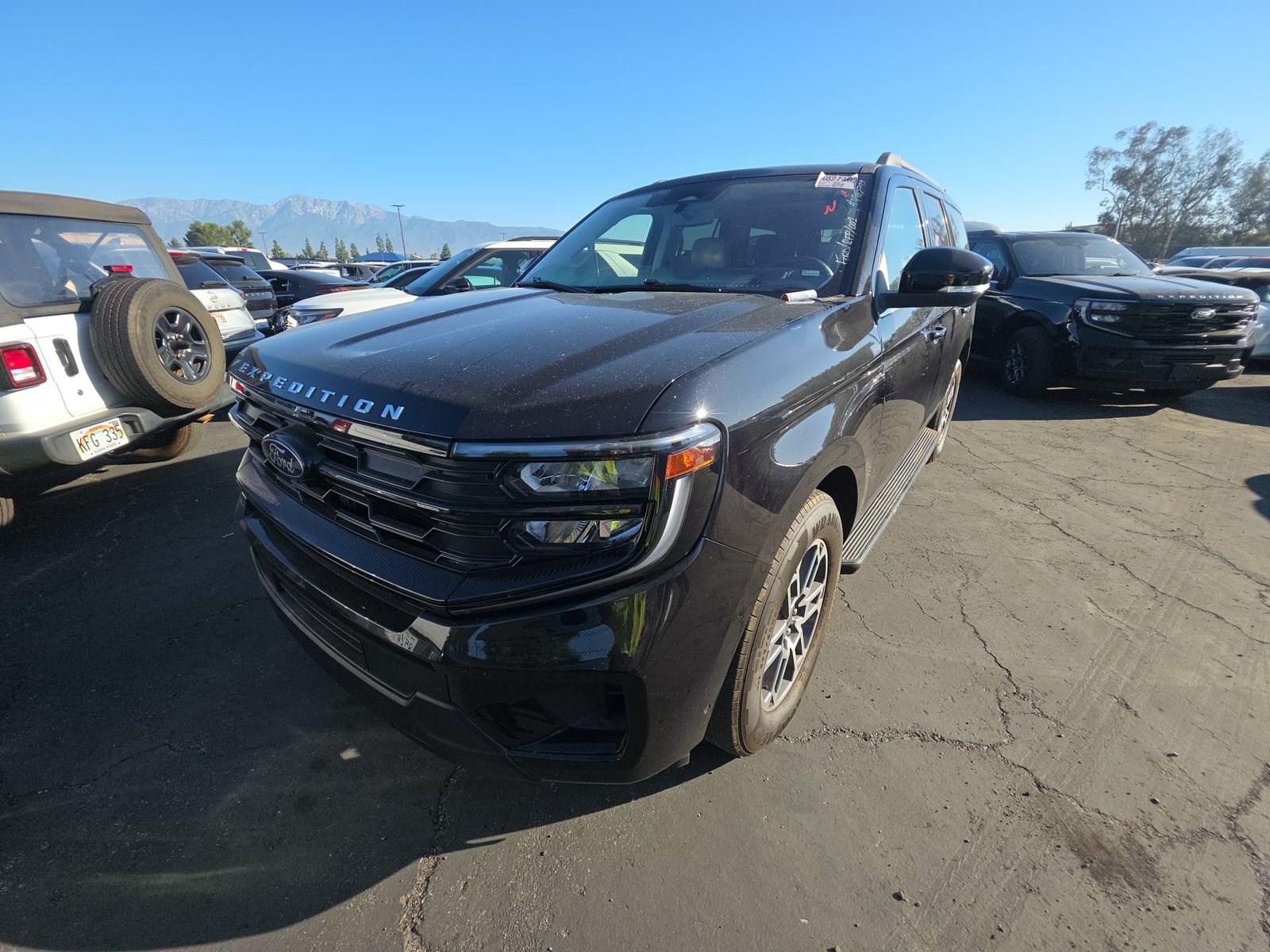 FORD EXPEDITION - 1
