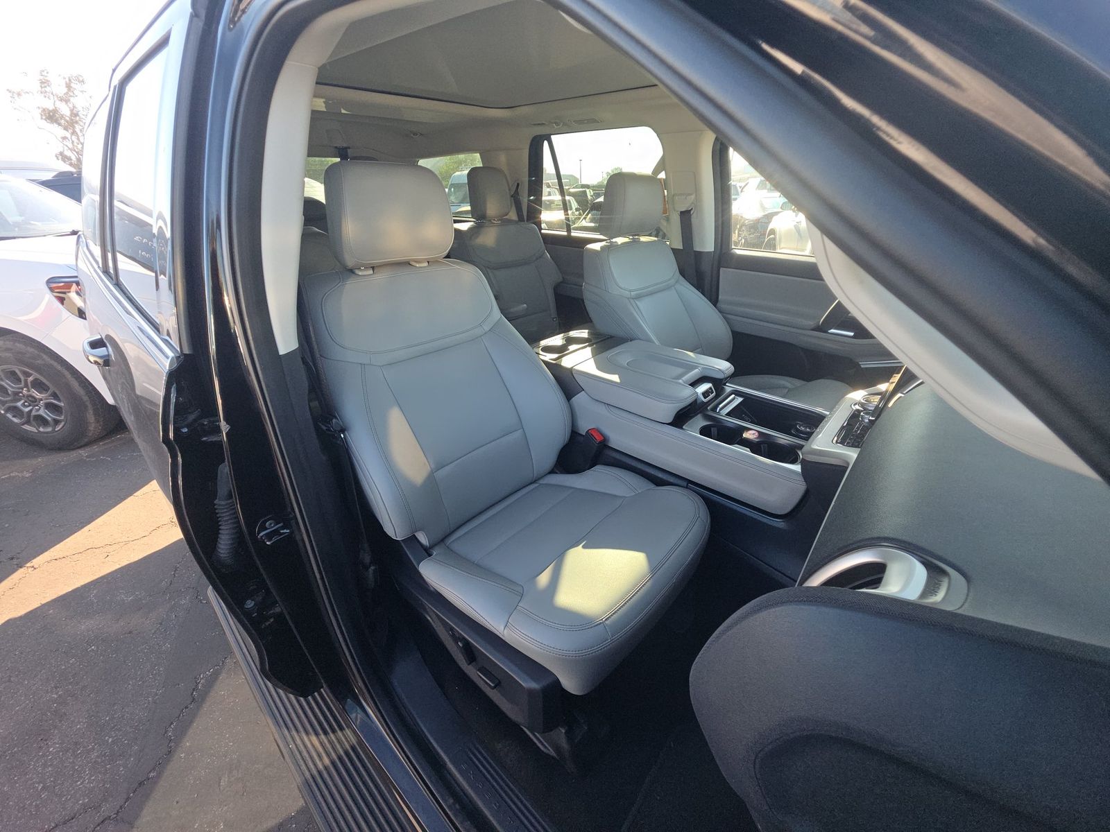 FORD EXPEDITION - 9