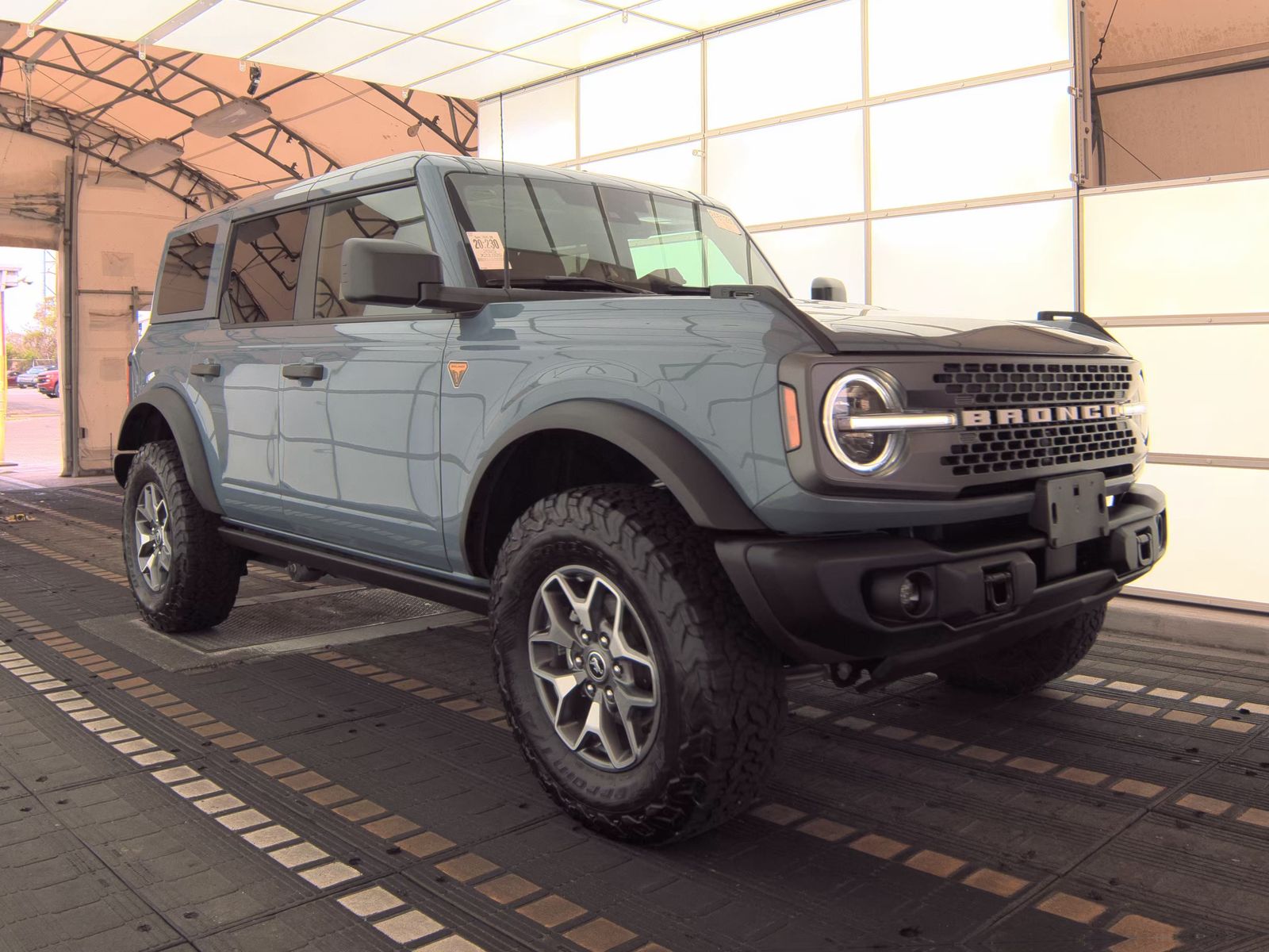 FORD BRONCO - 5