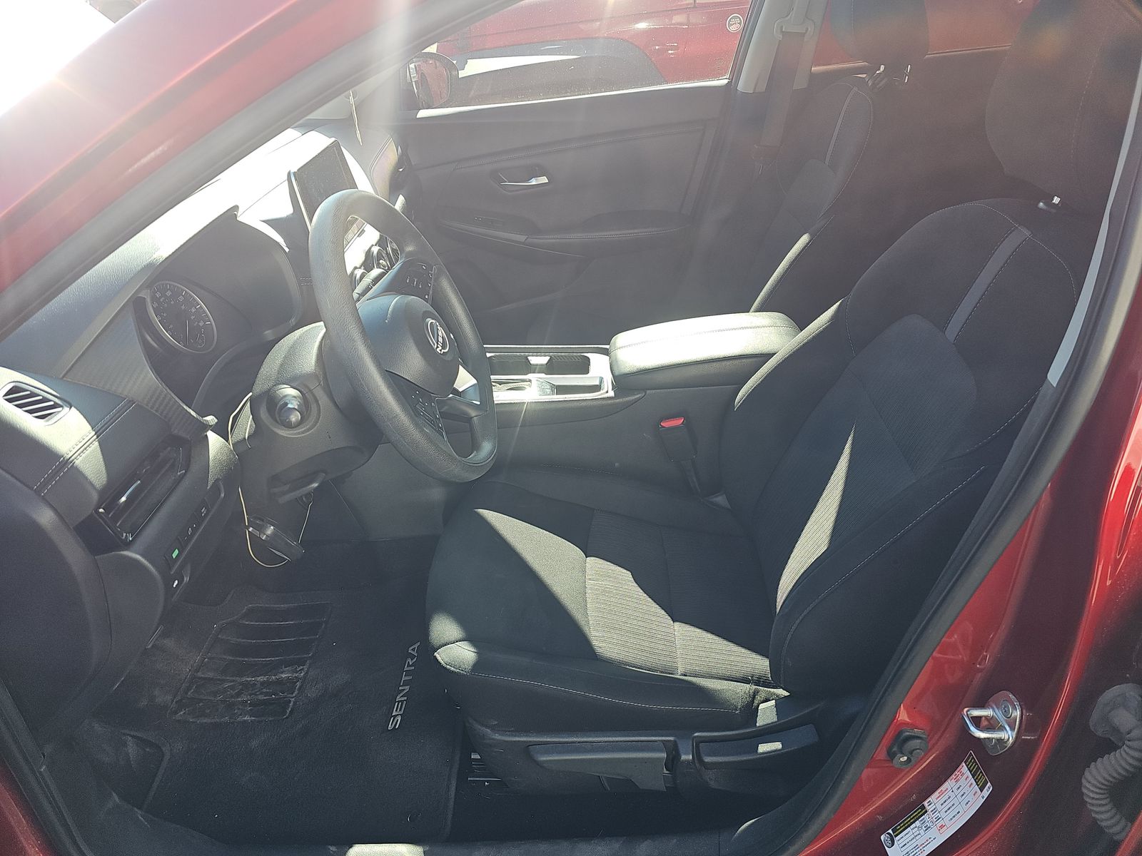 NISSAN SENTRA - 8