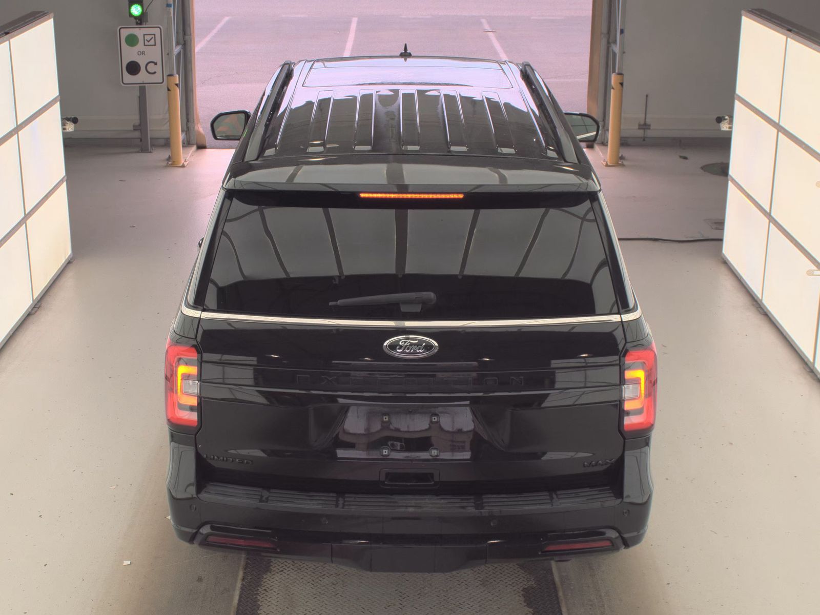 FORD EXPEDITION MAX - 7