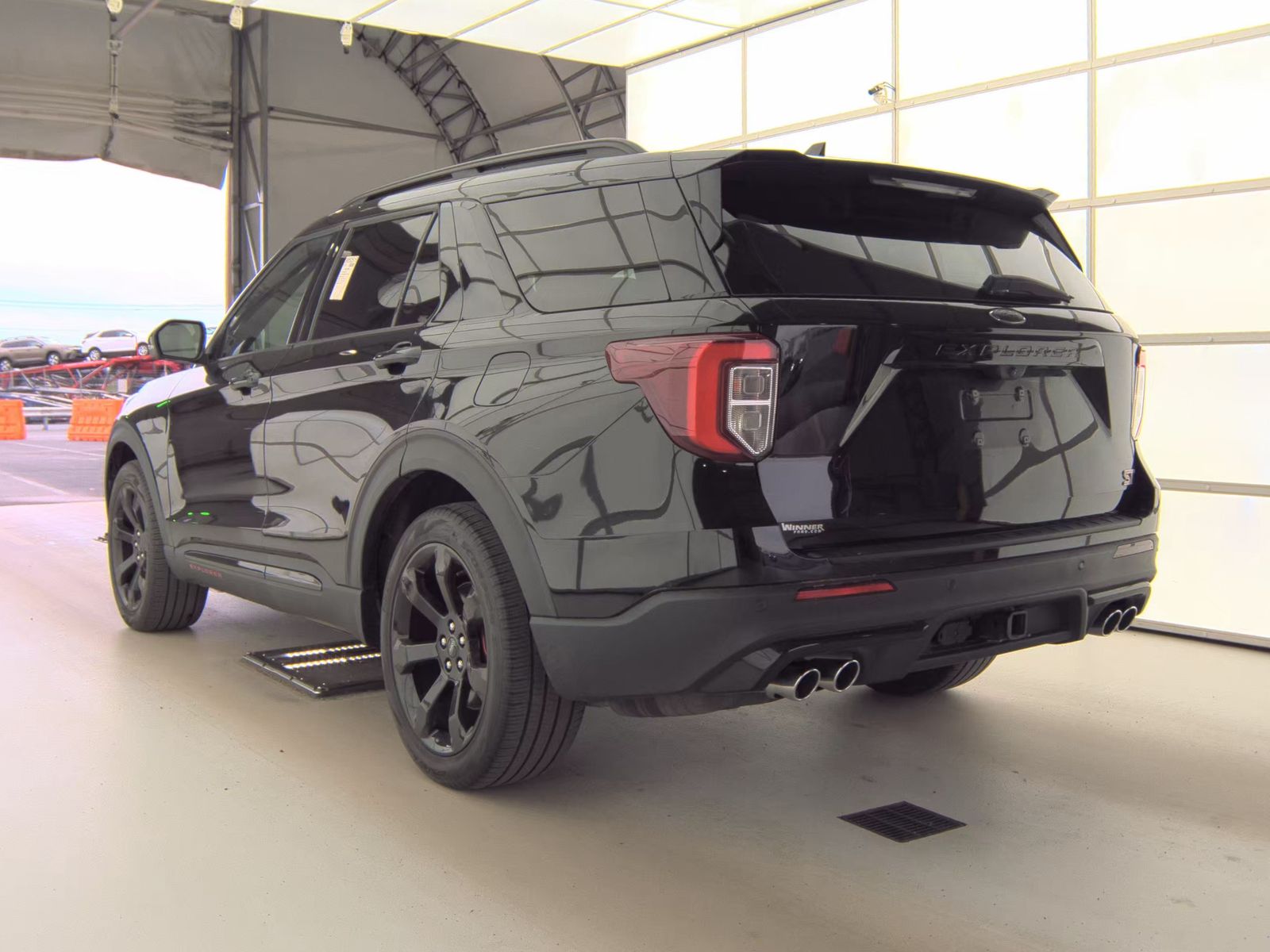 FORD EXPLORER - 9