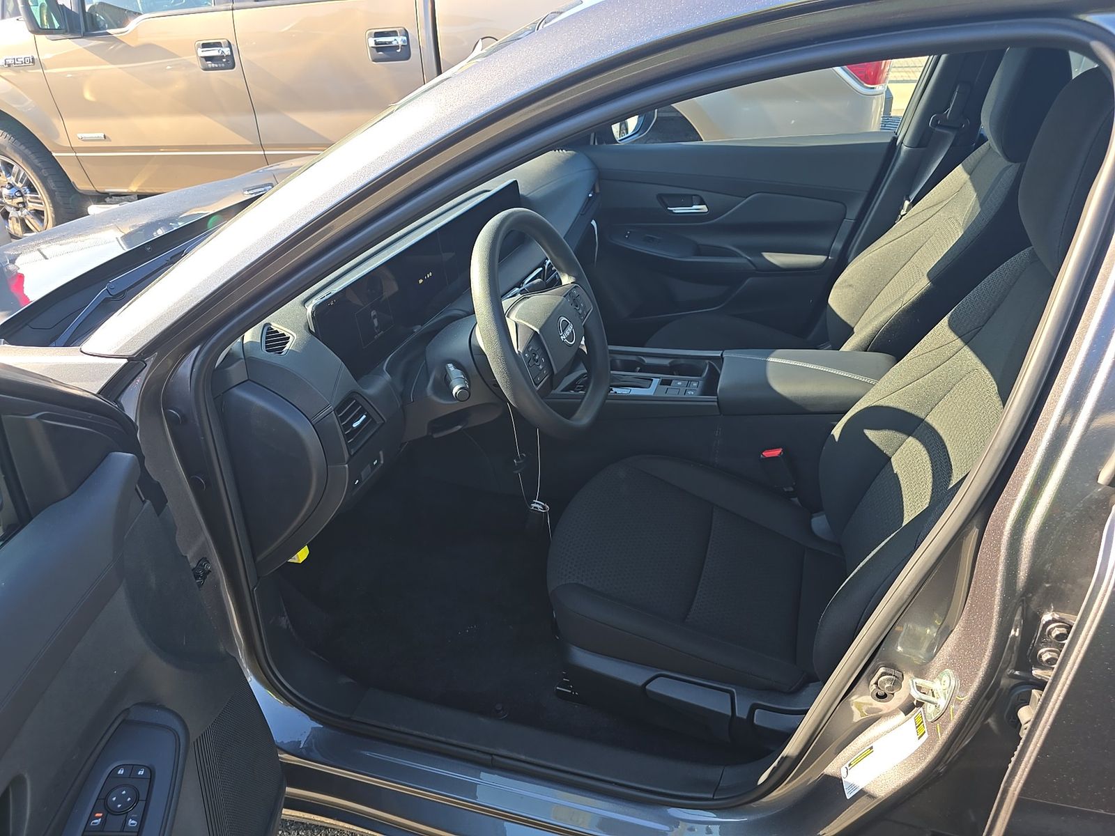NISSAN SENTRA - 8