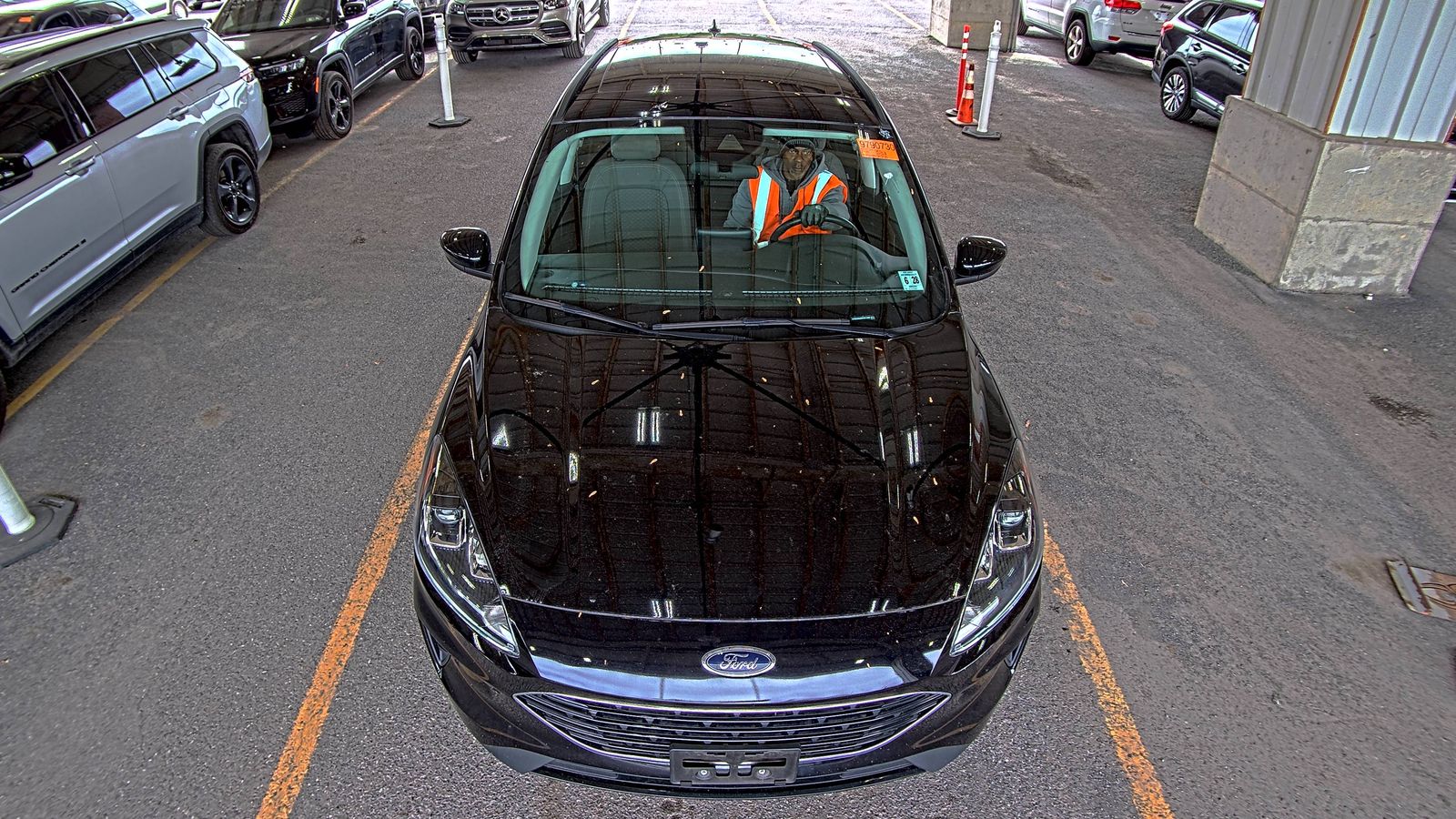 FORD ESCAPE - 3