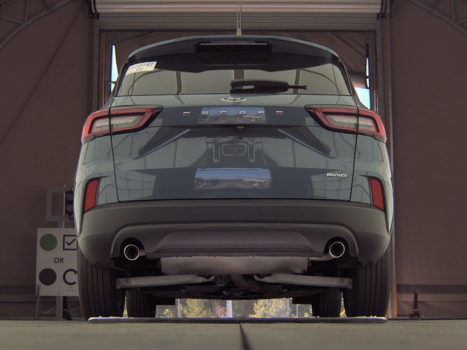 FORD ESCAPE - 8