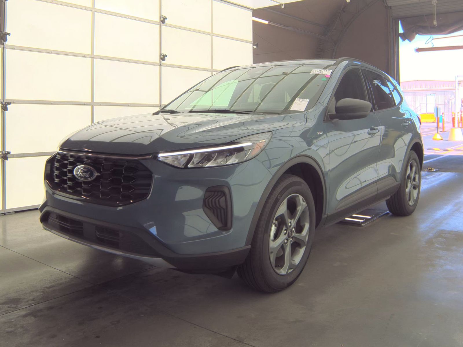 FORD ESCAPE - 1