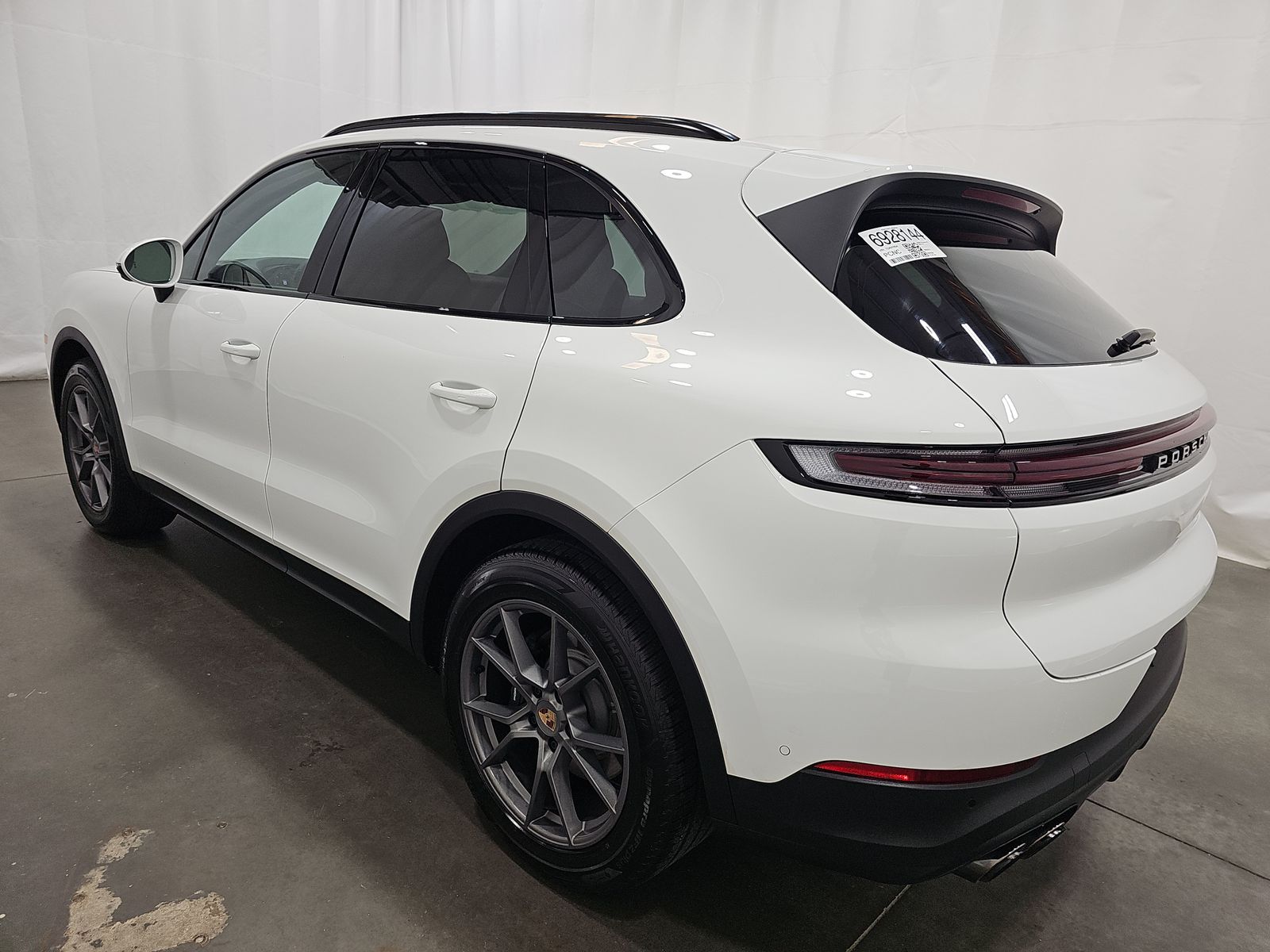 PORSCHE CAYENNE - 7