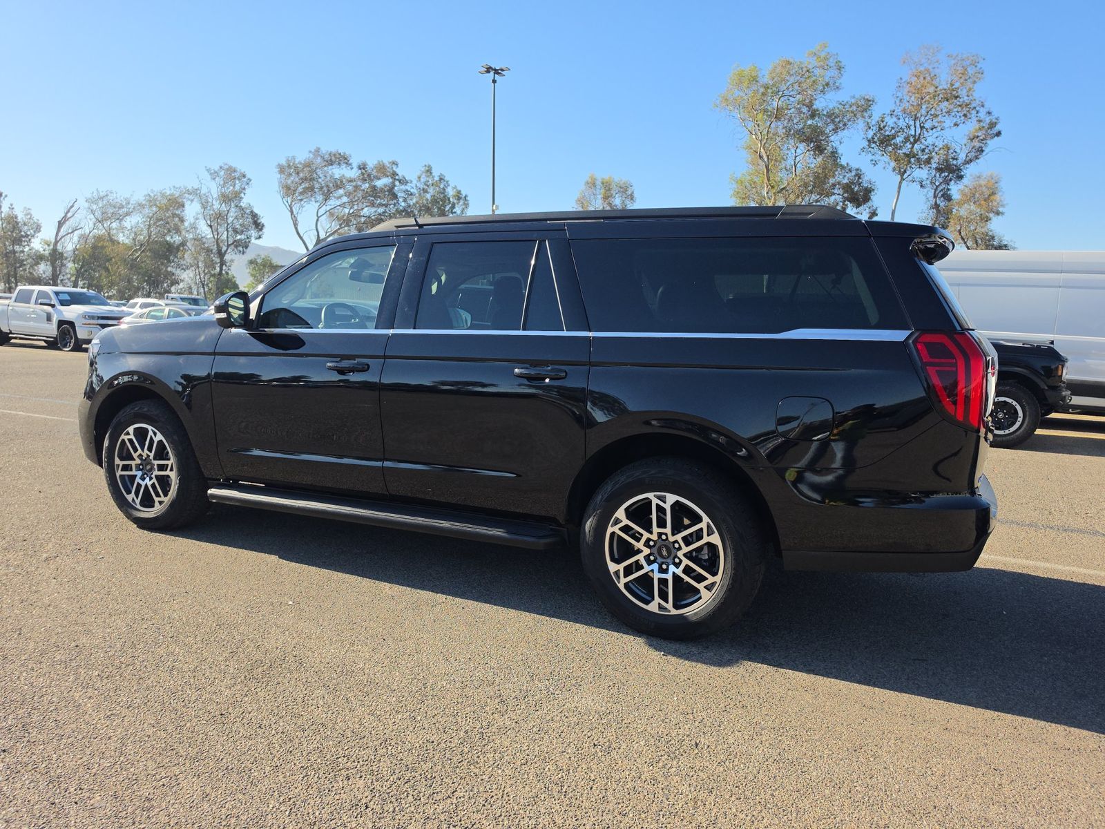 FORD EXPEDITION MAX - 7