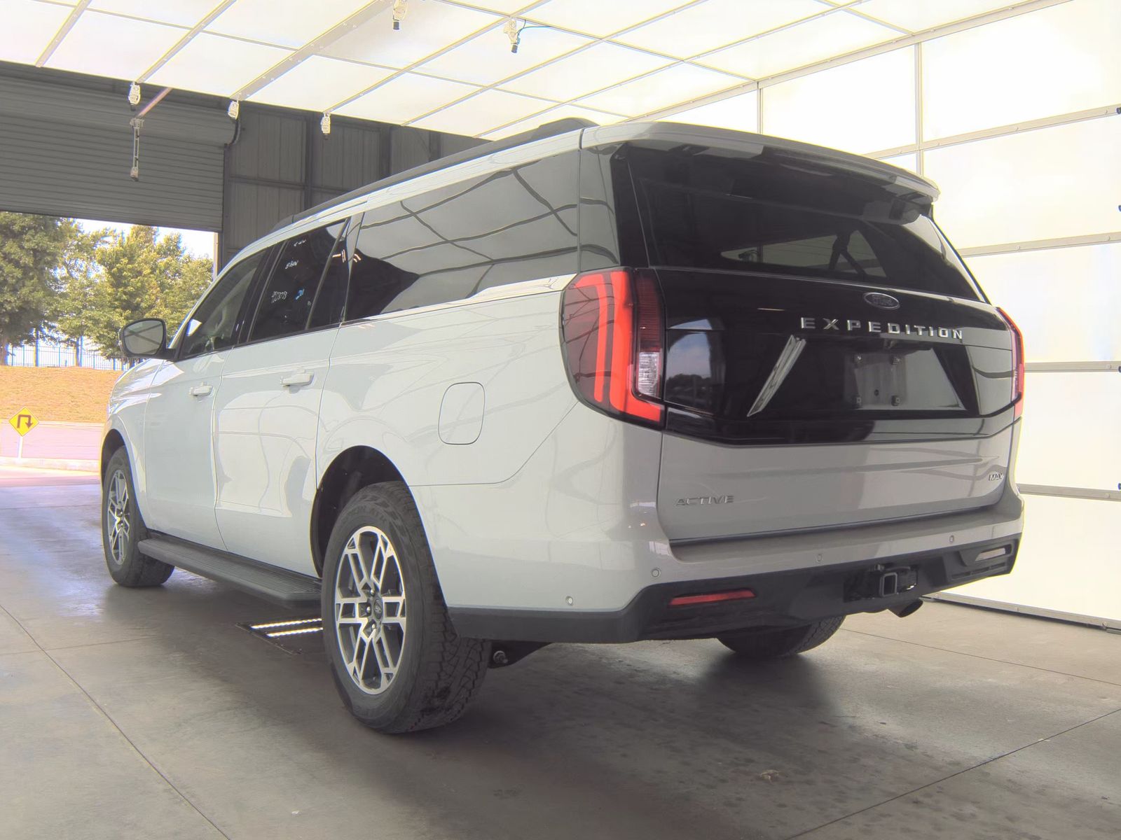 FORD EXPEDITION MAX - 9
