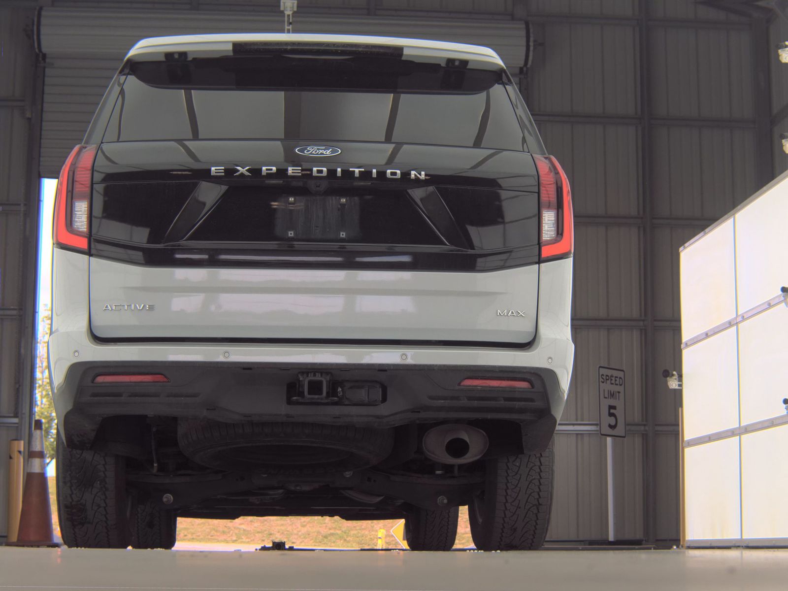 FORD EXPEDITION MAX - 8