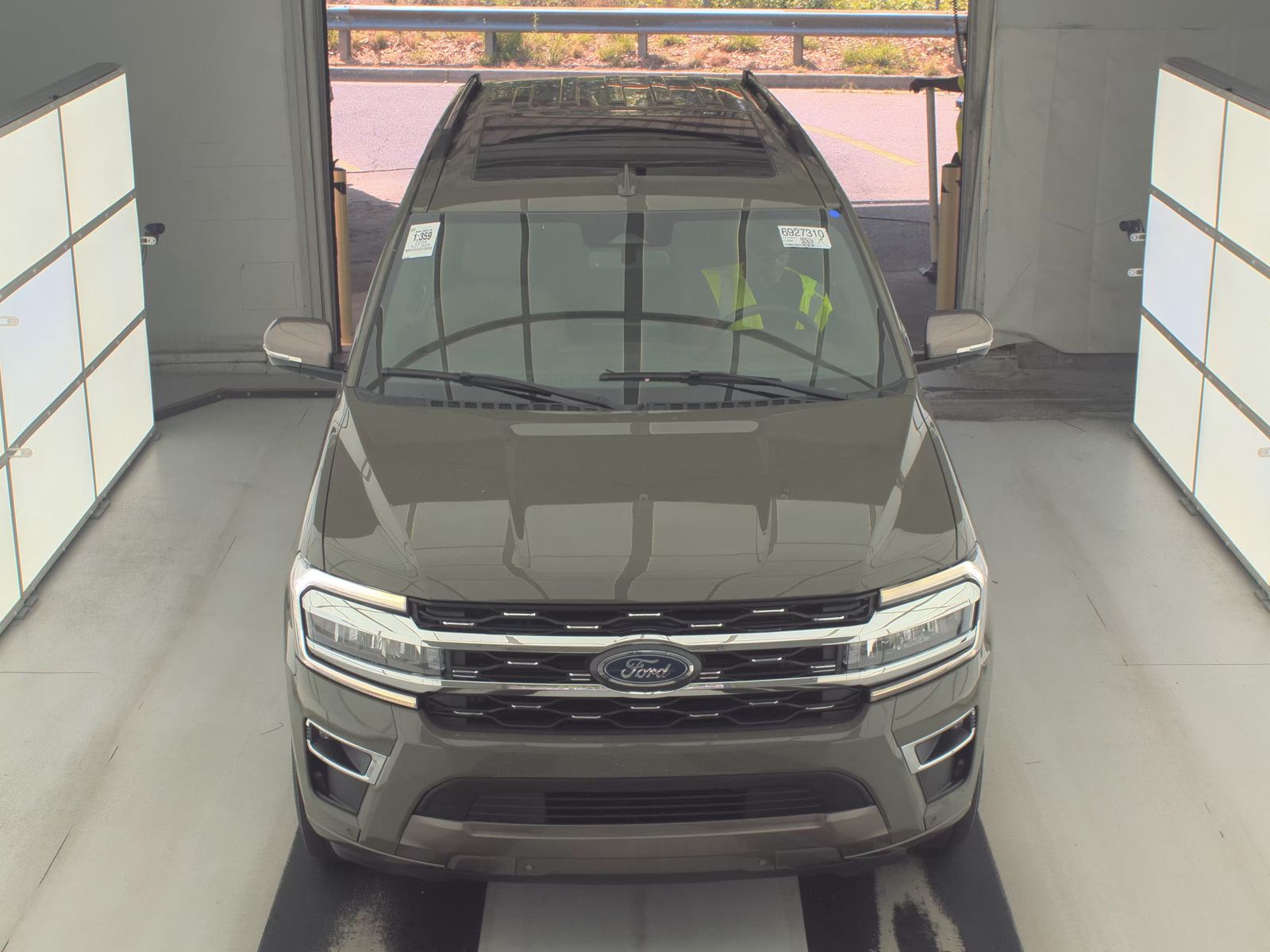 FORD EXPEDITION MAX - 3