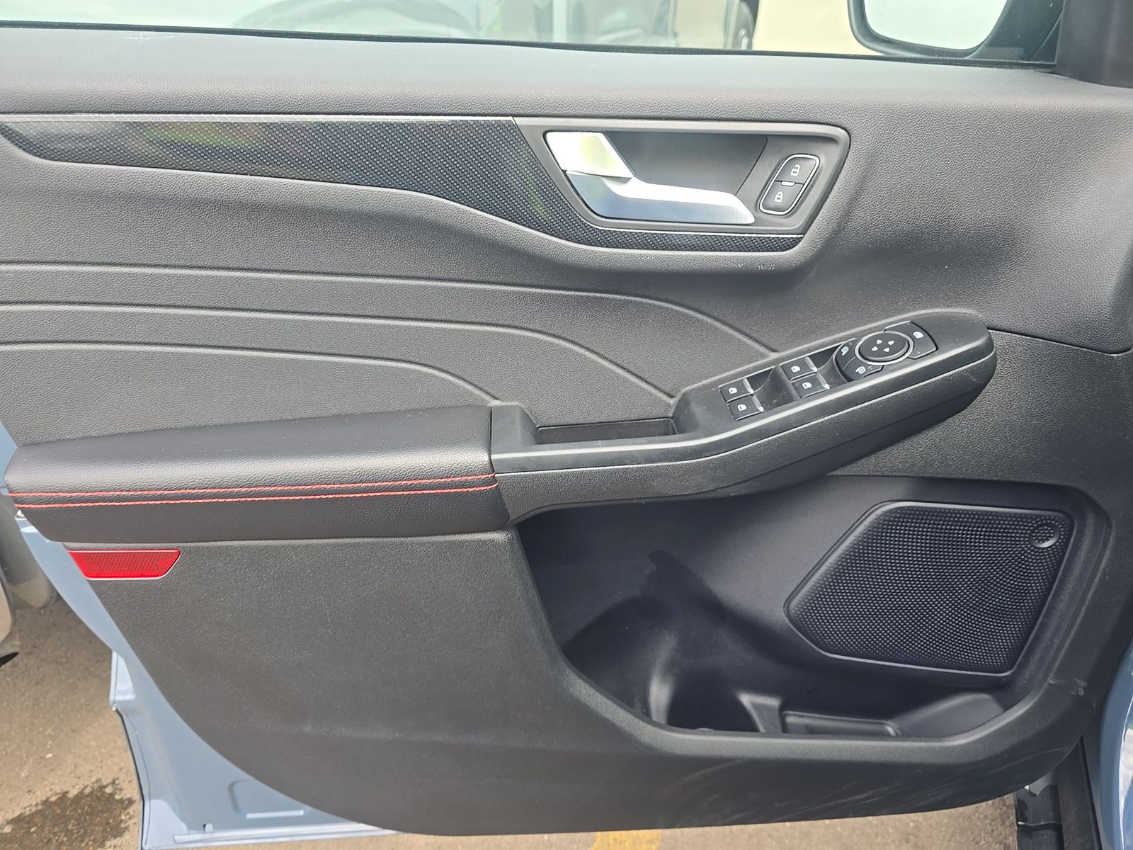 FORD ESCAPE - 4