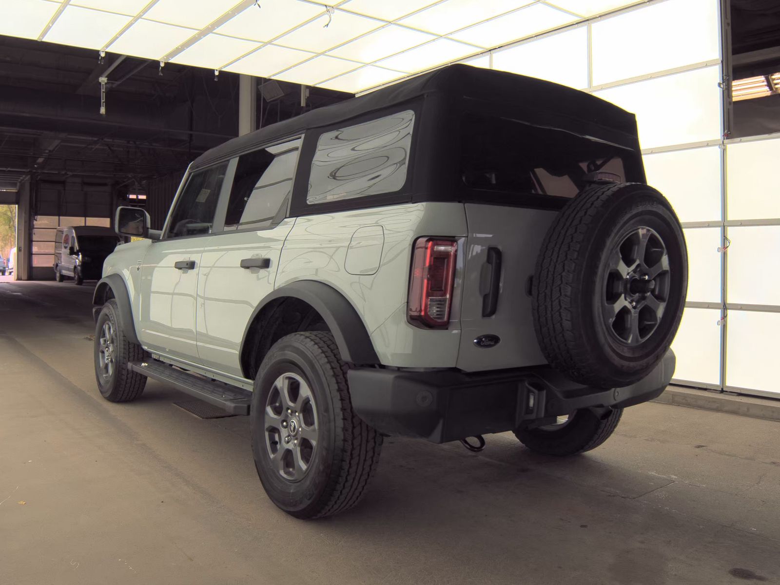 FORD BRONCO - 9