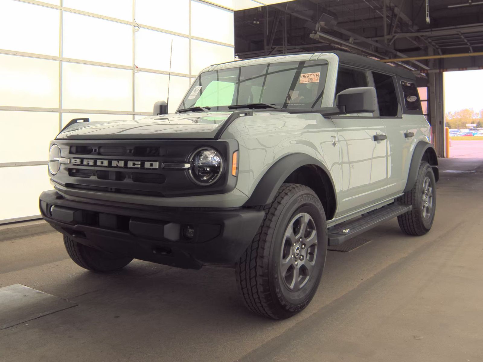 FORD BRONCO - 1