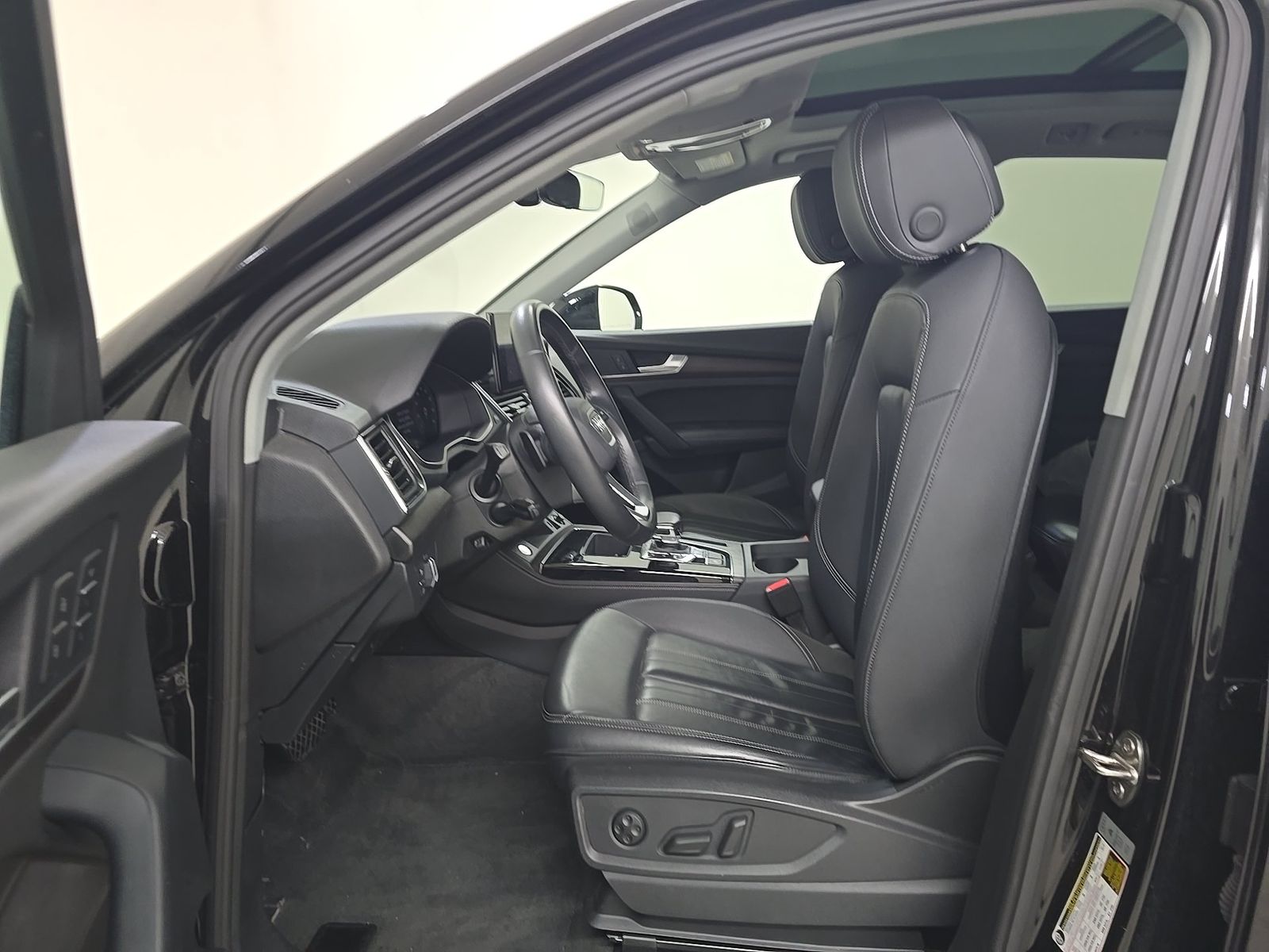 2023 Audi Q5 Premium Plus AWD